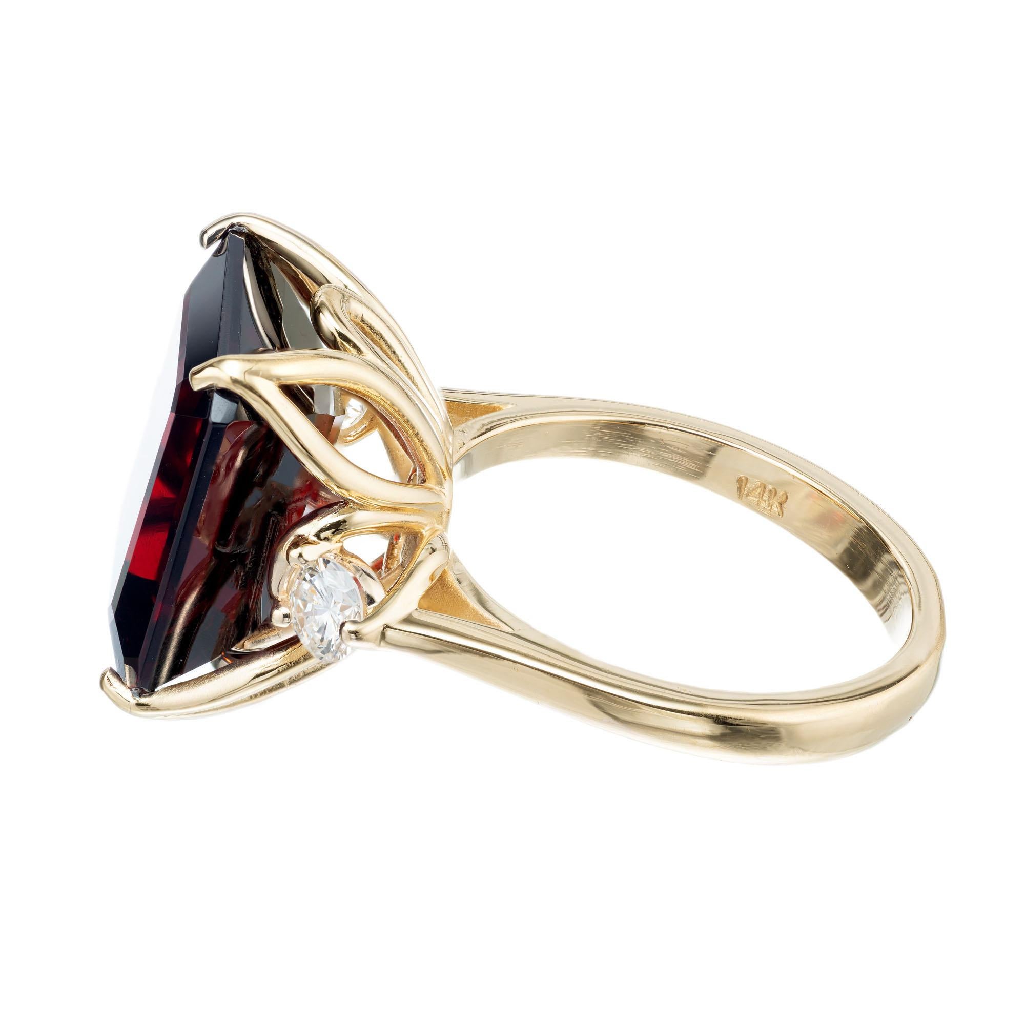 3 stone garnet diamond ring