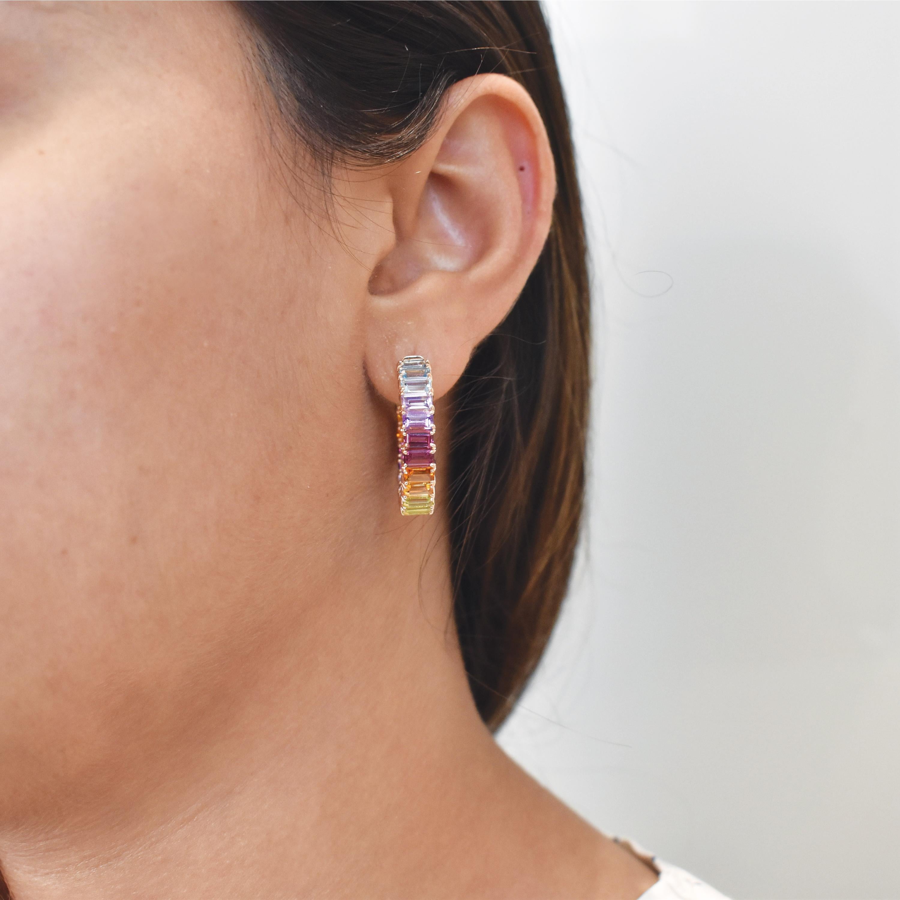 11.85 Karat Multicolor Regenbogen Edelsteine Achteck Gold Hoop Ohrringe im Angebot 5