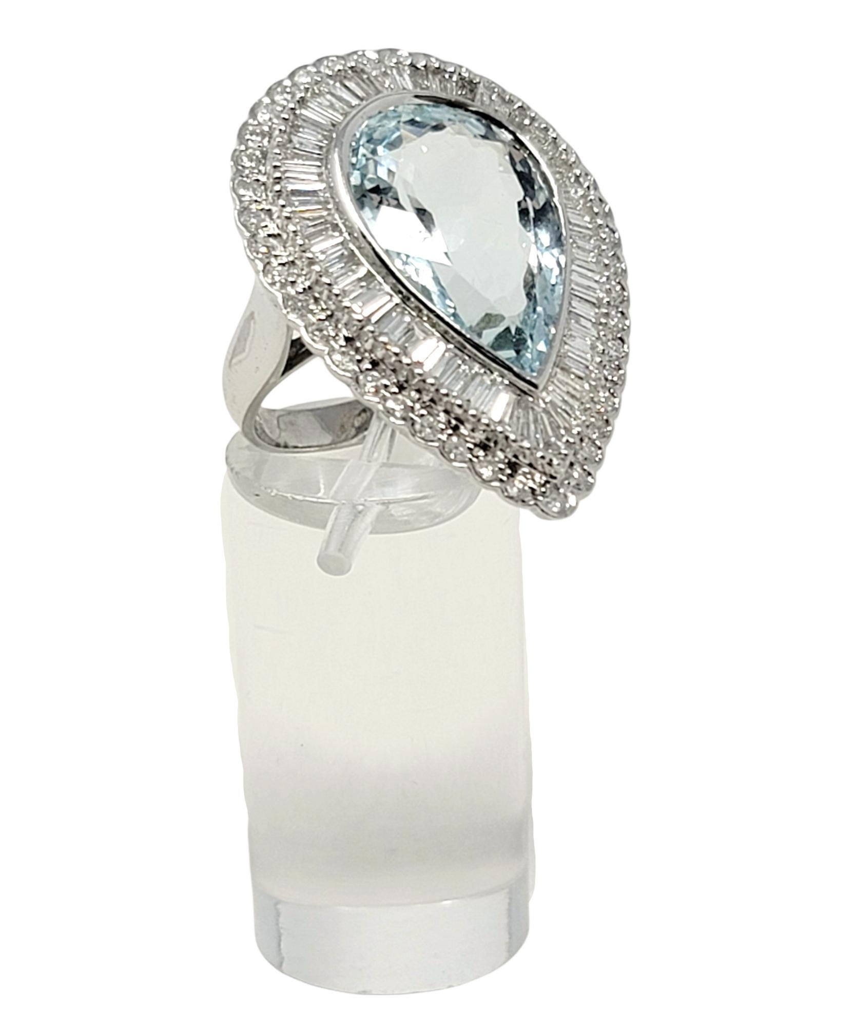 11.85 Carats Total Pear Cut Aquamarine and Diamond Cocktail Ring 18 Karat Gold For Sale 6