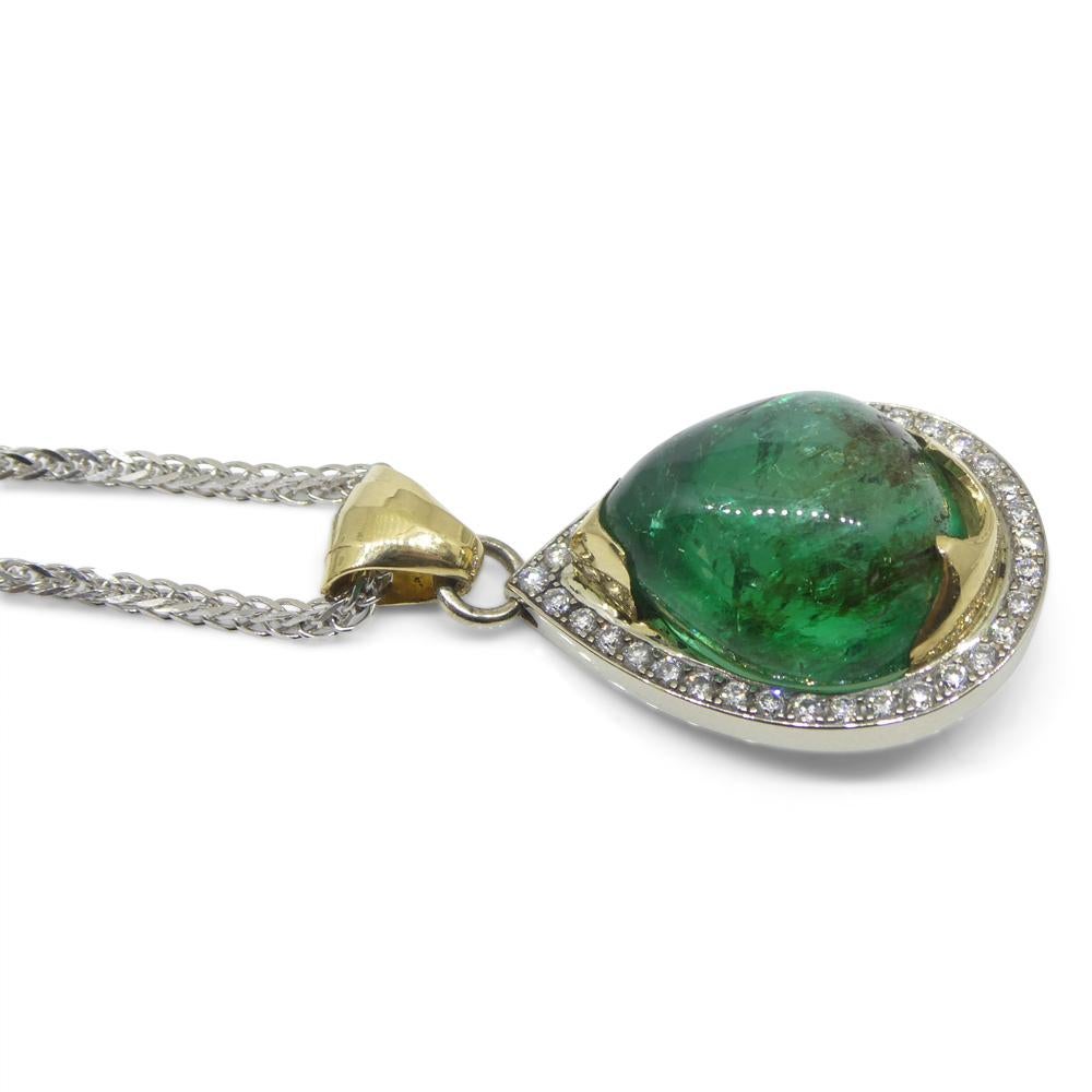 11.85ct émeraude poire cabochon, pendentif diamant en or blanc et jaune 14k en vente 3