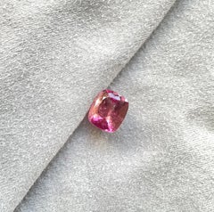 11,86 Karat Neon Rosa Turmalin Kissen Facettenschliff Stein Natürlicher Edelstein
