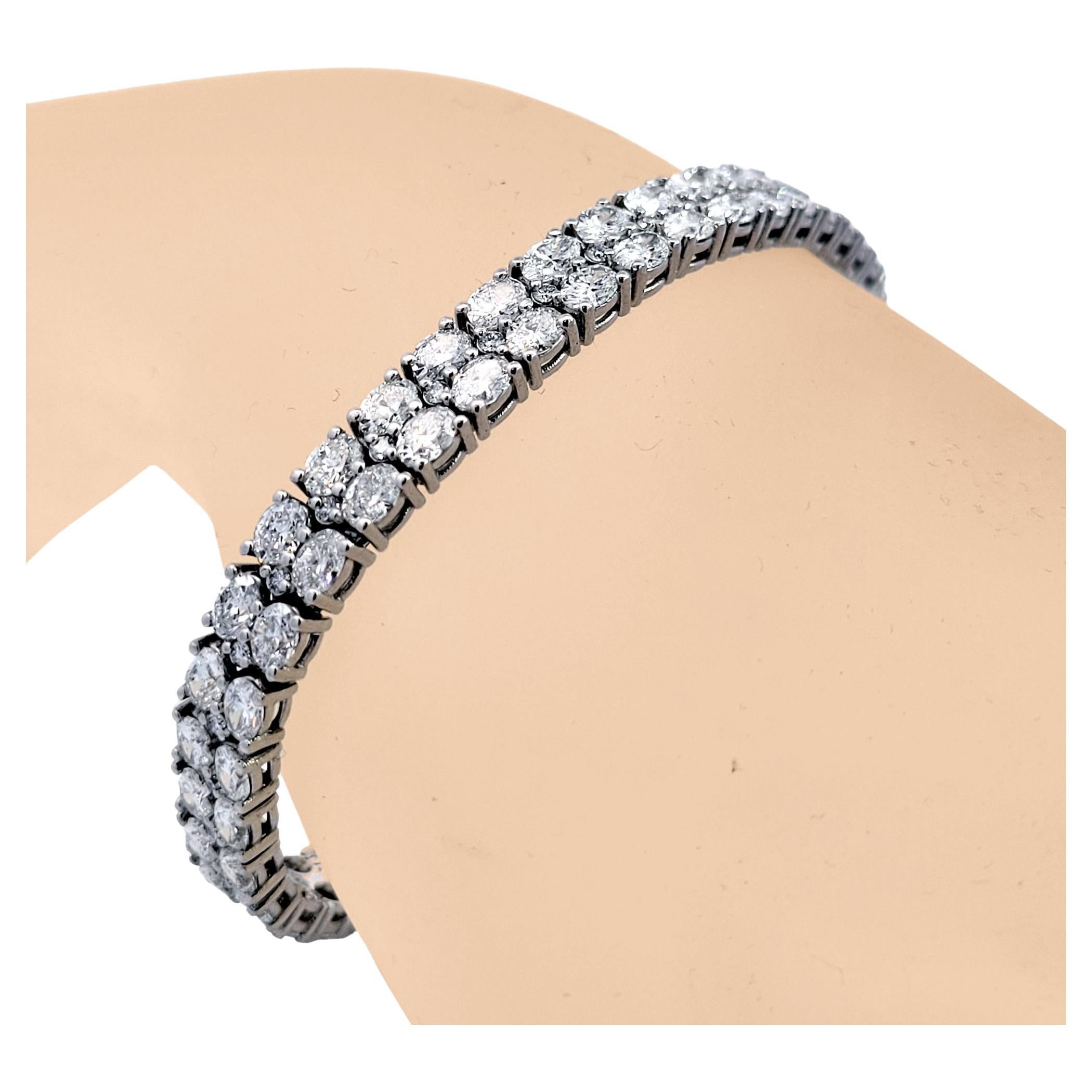 Bracelet tennis en platine avec diamants ovales et ronds à double rangée de 11,87 carats en vente