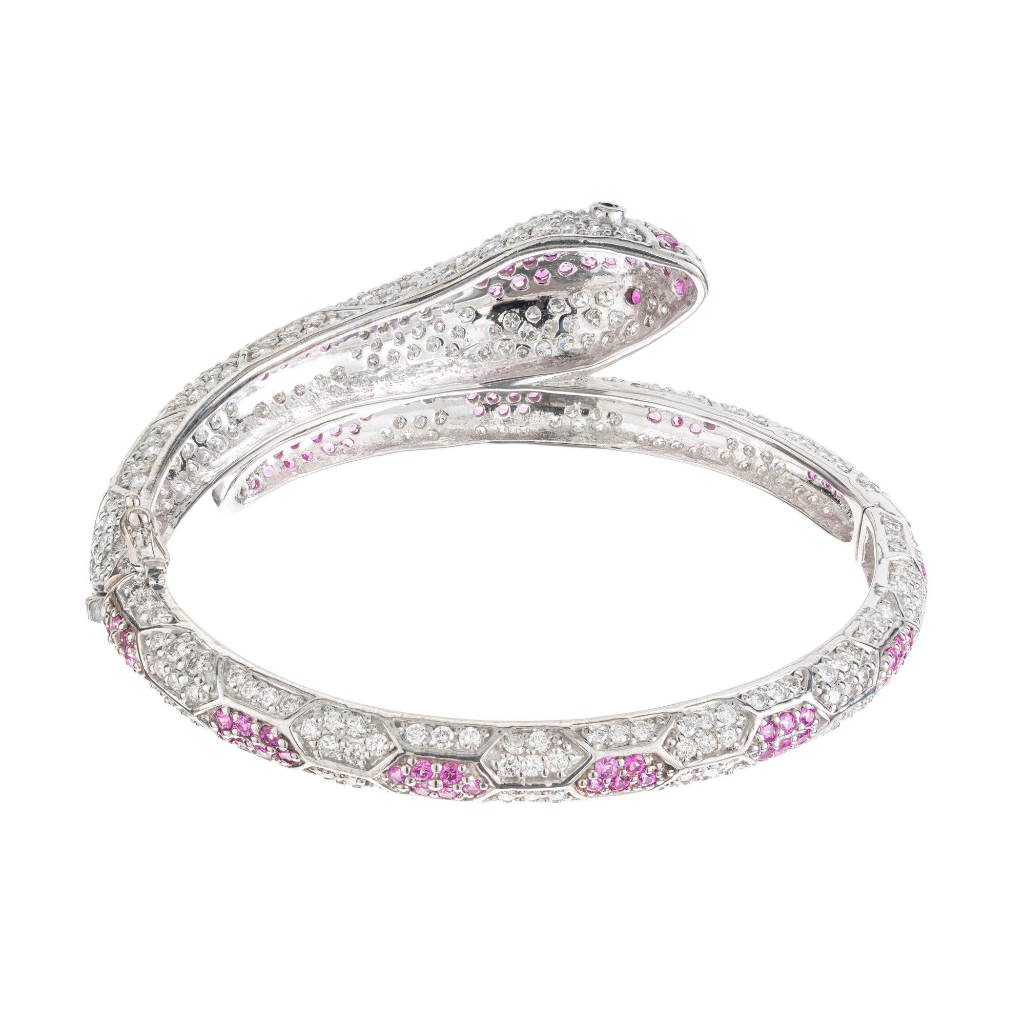 11.88 Quilates Zafiro Rubí Diamante Oro Pulsera Serpiente Corte redondo en venta