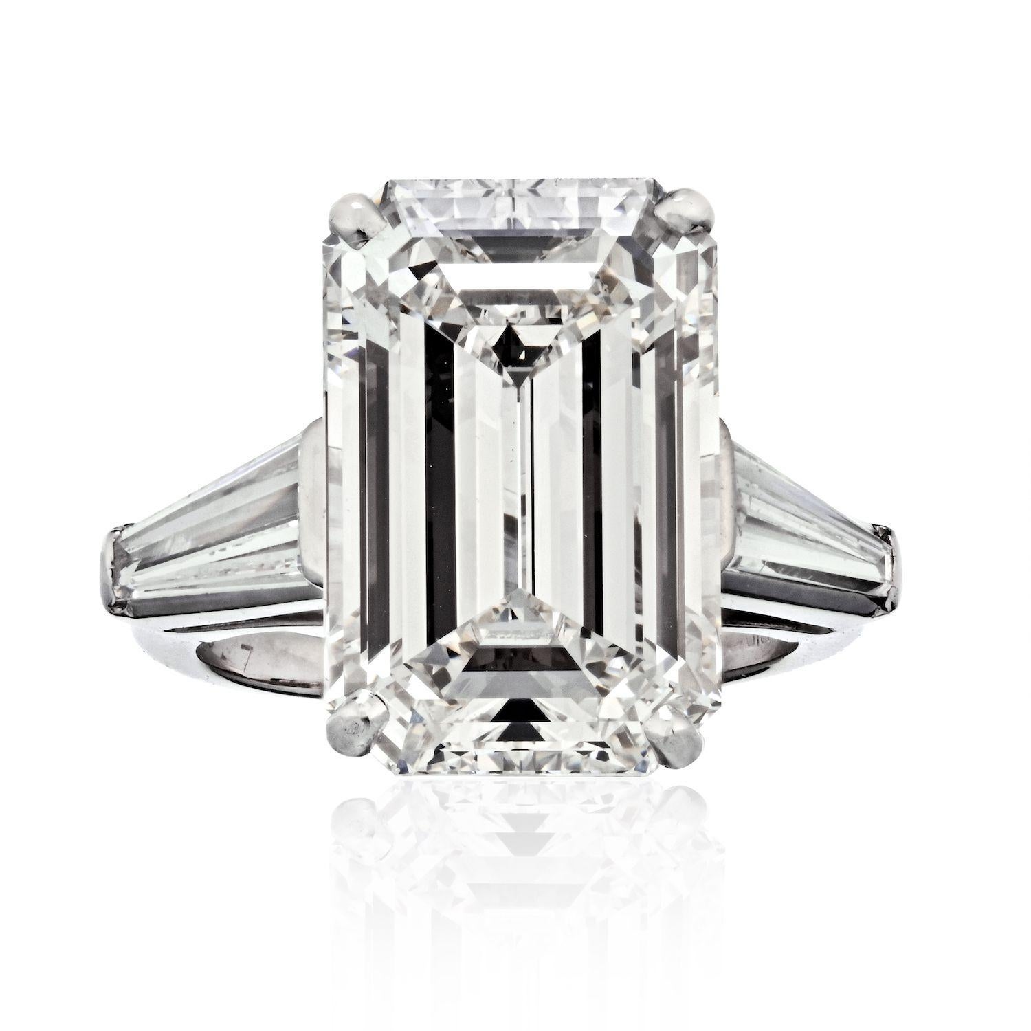 Modern 11.89 Carat Emerald Cut Diamond I/VS1 GIA Platinum Engagement Ring For Sale