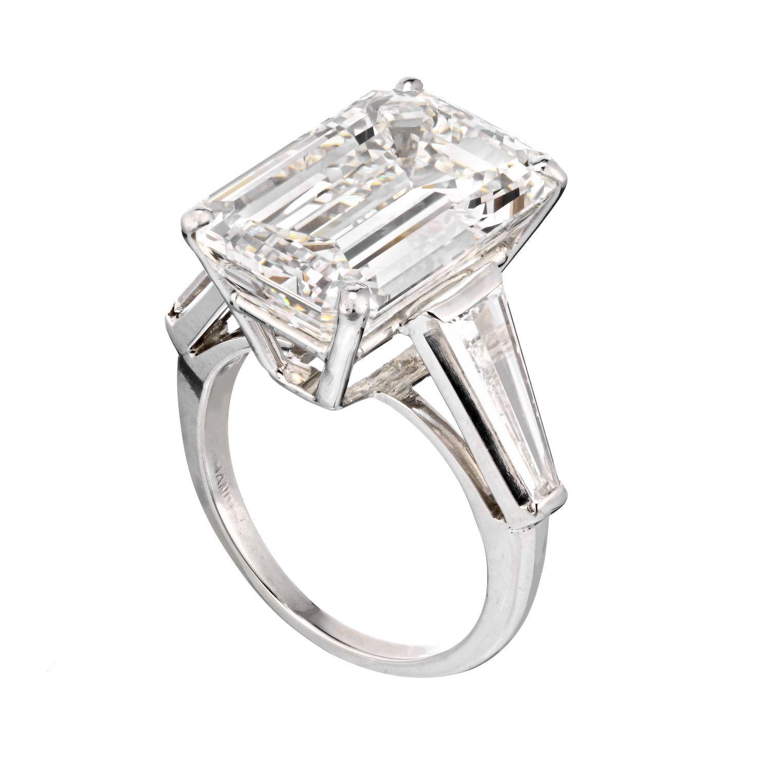11.89 Carat Emerald Cut Diamond I/VS1 GIA Platinum Engagement Ring In Excellent Condition For Sale In New York, NY