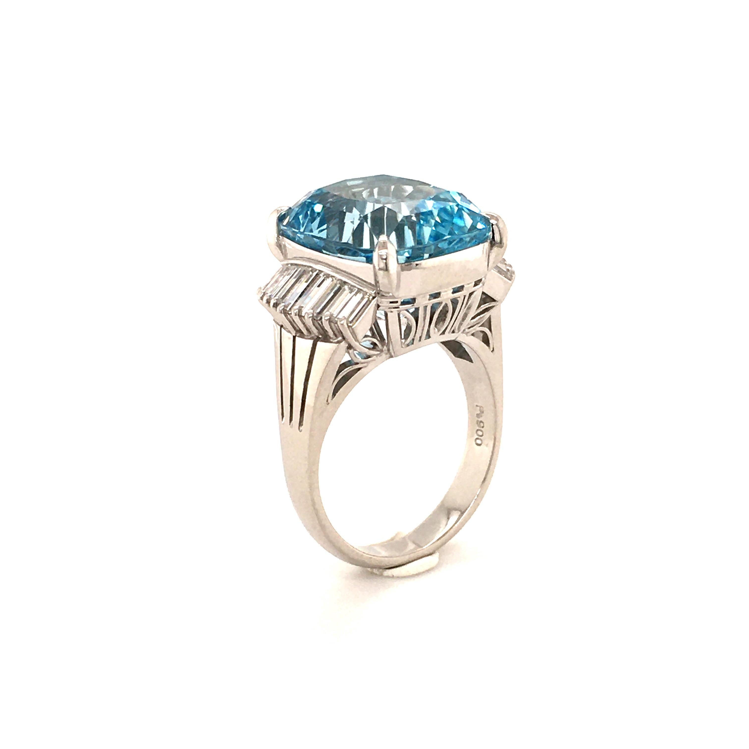 11.89 Carat Aquamarine Ring with Diamonds in Platinum 5