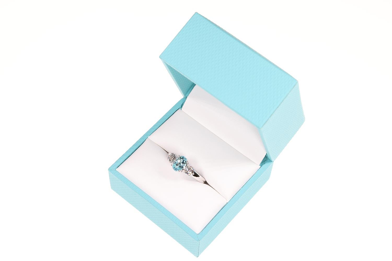 1.19 Carat Blue Paraiba Tourmaline & Sirius Star 3 stone Diamond Engagement Ring For Sale 3