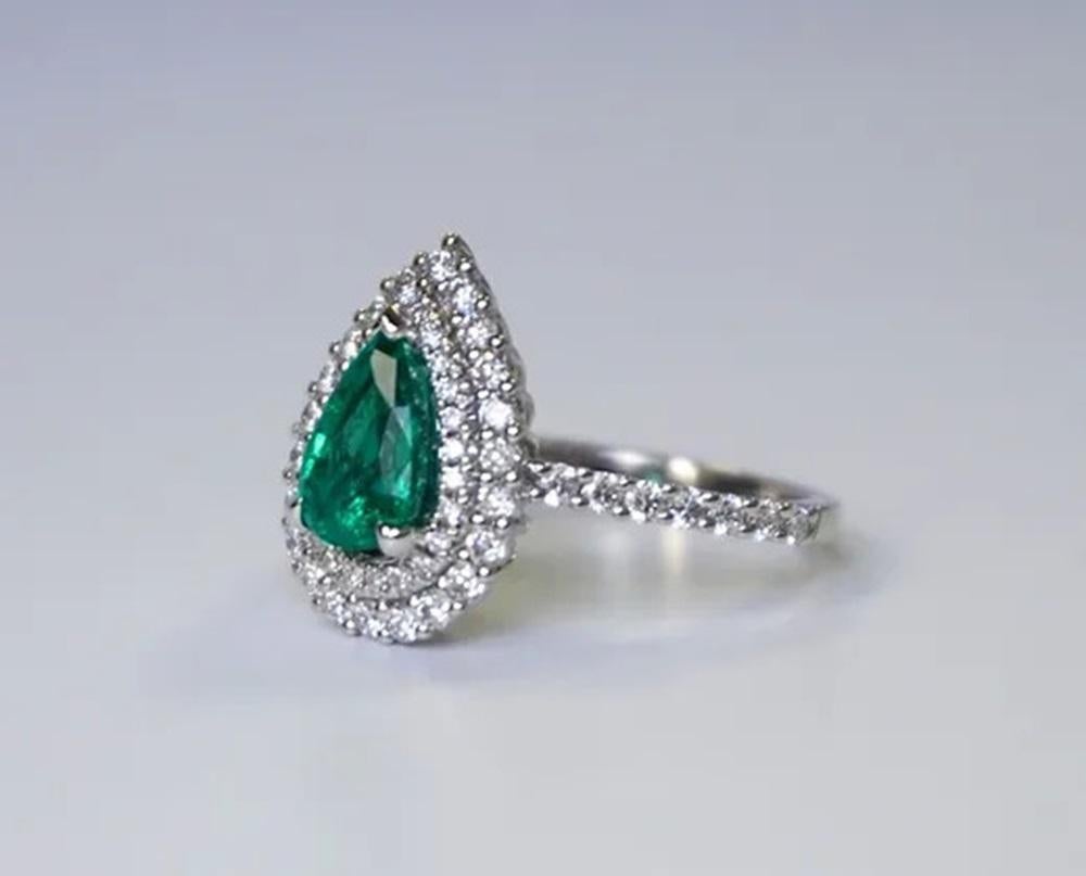 Pear Cut 1.19 Carat Emerald Pear Ring For Sale