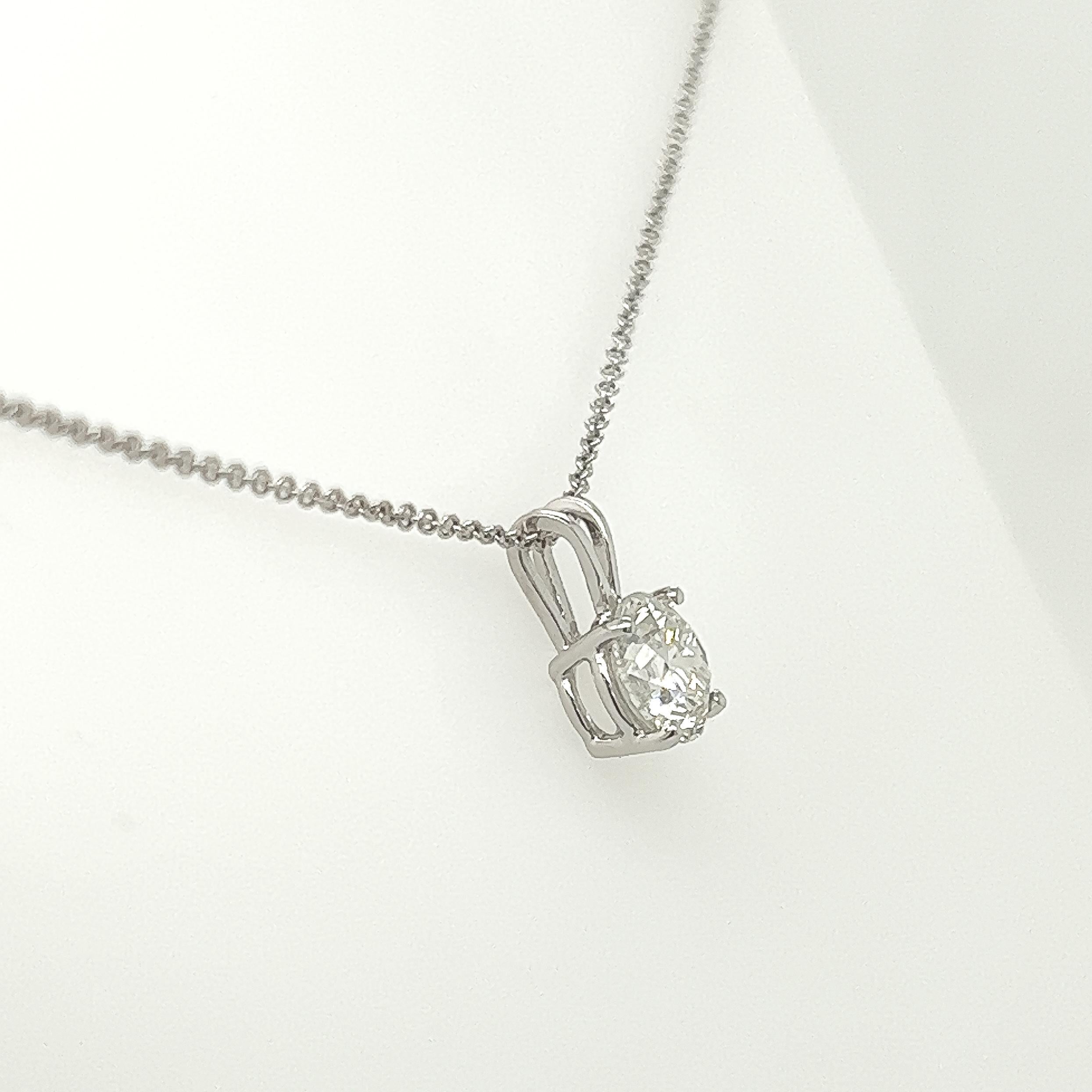 Pendentif en or blanc 18 carats avec diamants de 1,19 carat de couleur F et de pureté SI2-I1 Neuf - En vente à New York, NY