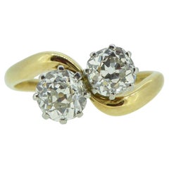 1,19 Karat Diamantring „Toi et Moi“ im Altschliff im Cross-Over-Twist-Design
