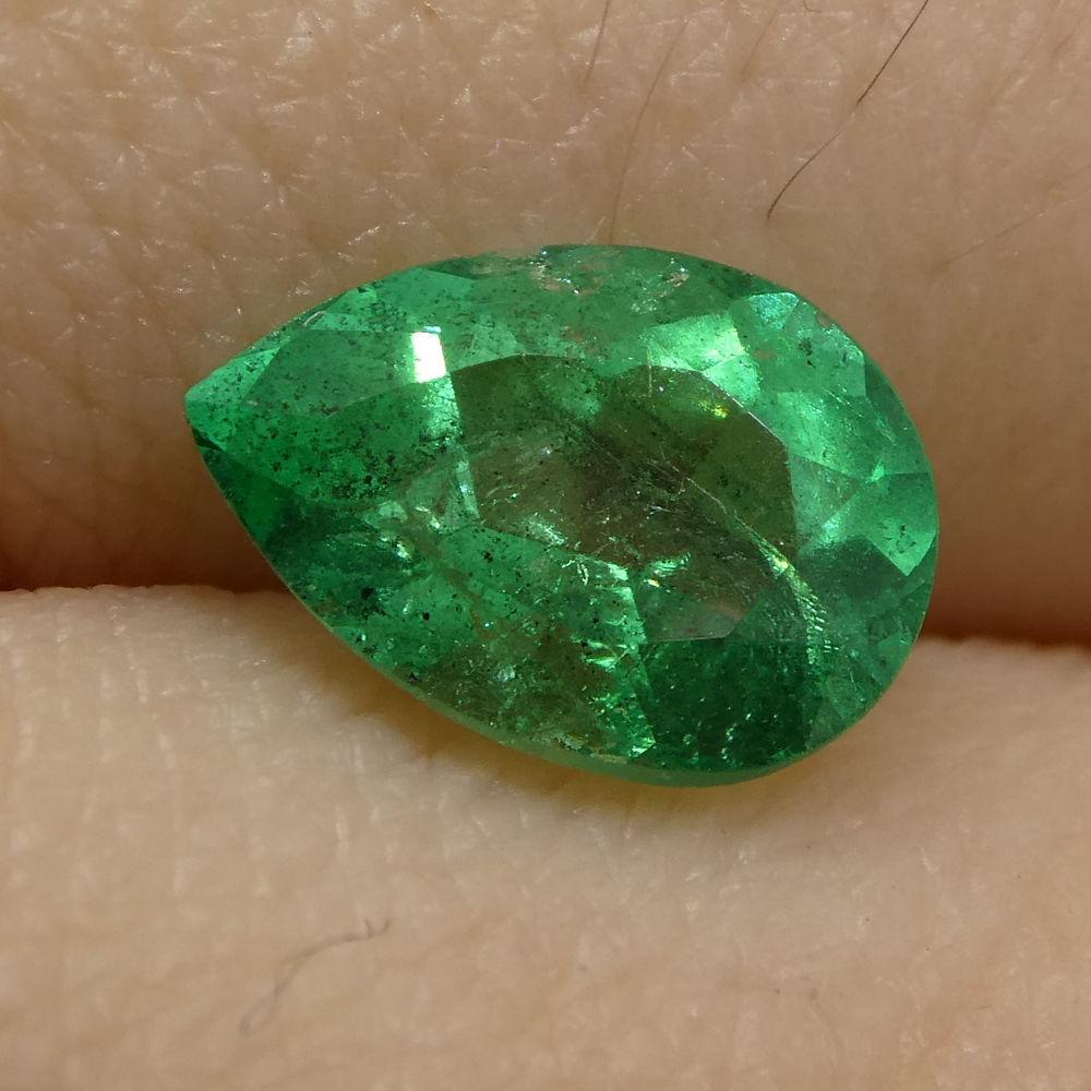 1.19 ct Pear Emerald GIA Certified Colombian F1/Minor In New Condition For Sale In Toronto, Ontario