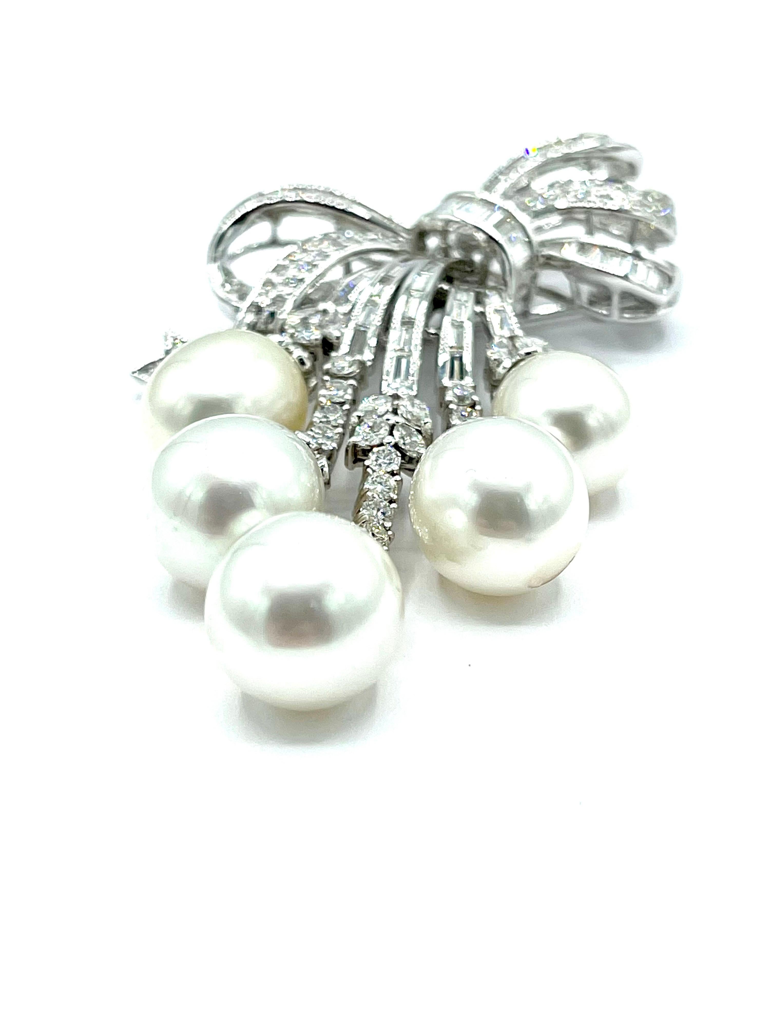Round Cut South Sea Pearl and Diamond 18k White Gold Pendant Brooch