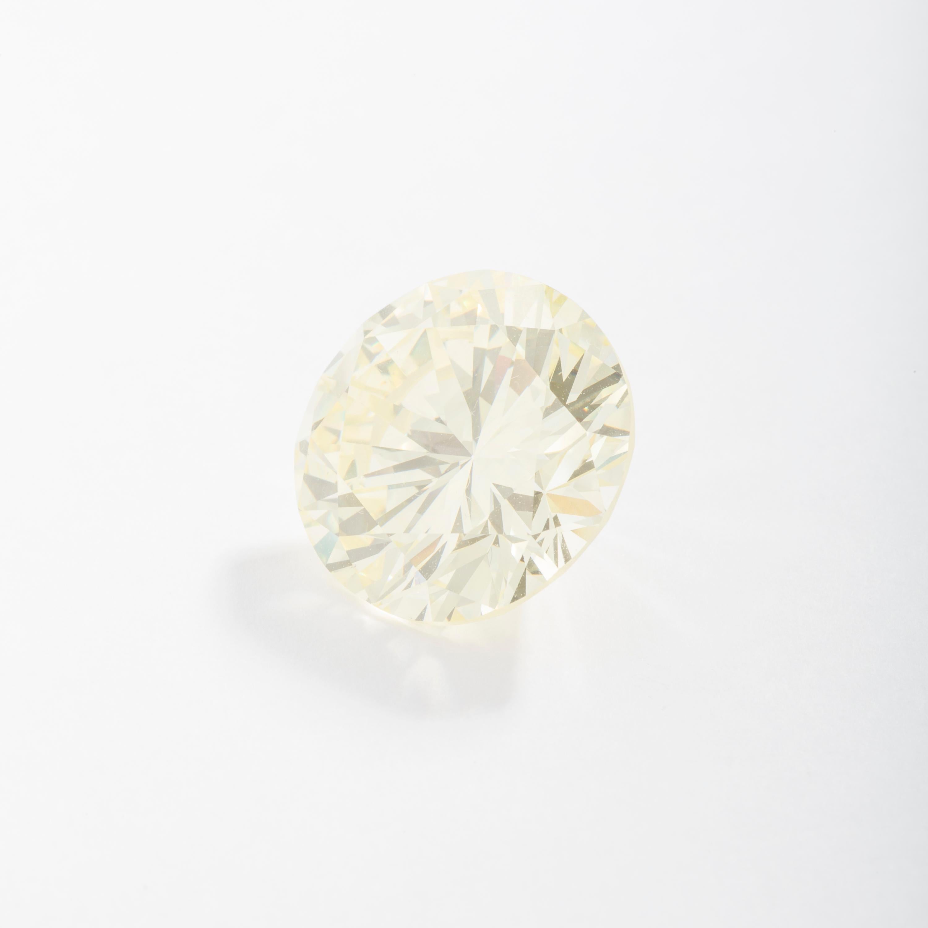 Women's or Men's 11.90 carat Diamond solitaire platinum Ring
