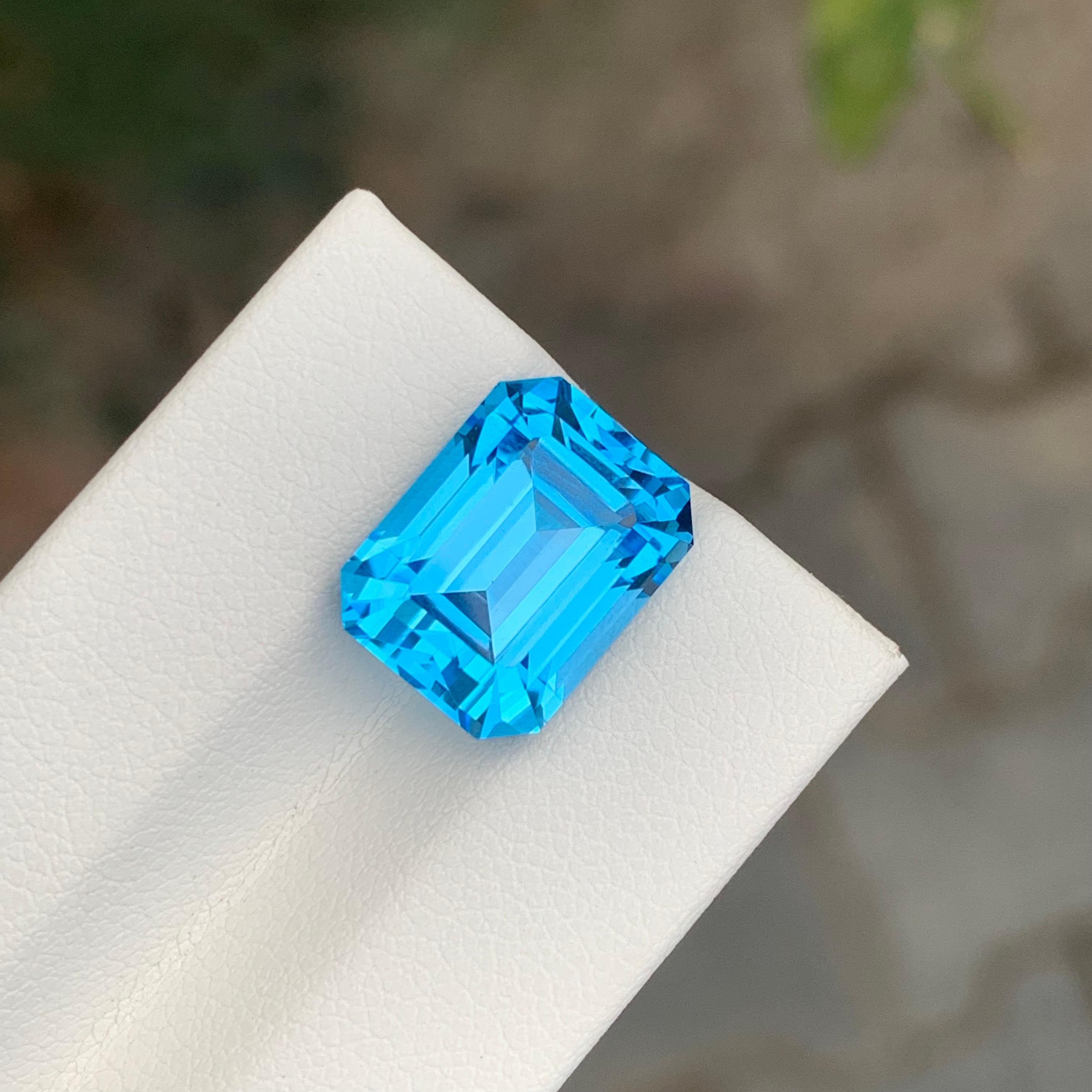 11.90 Carat Excellent Loose Swiss Blue Topaz Emerald Shape Gemstone For Sale 1