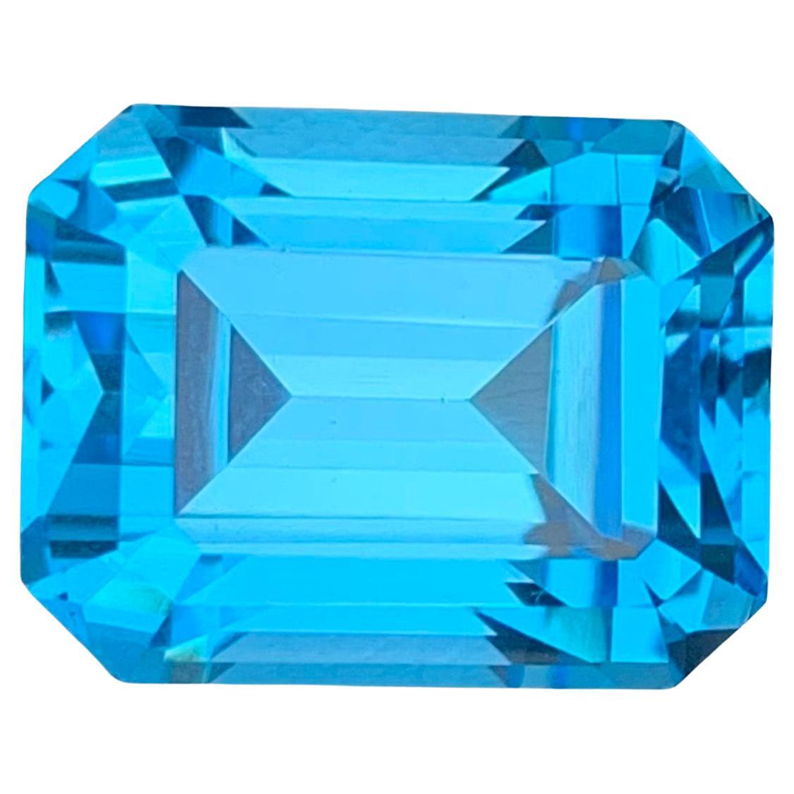 11.90 Carat Excellent Loose Swiss Blue Topaz Emerald Shape Gemstone