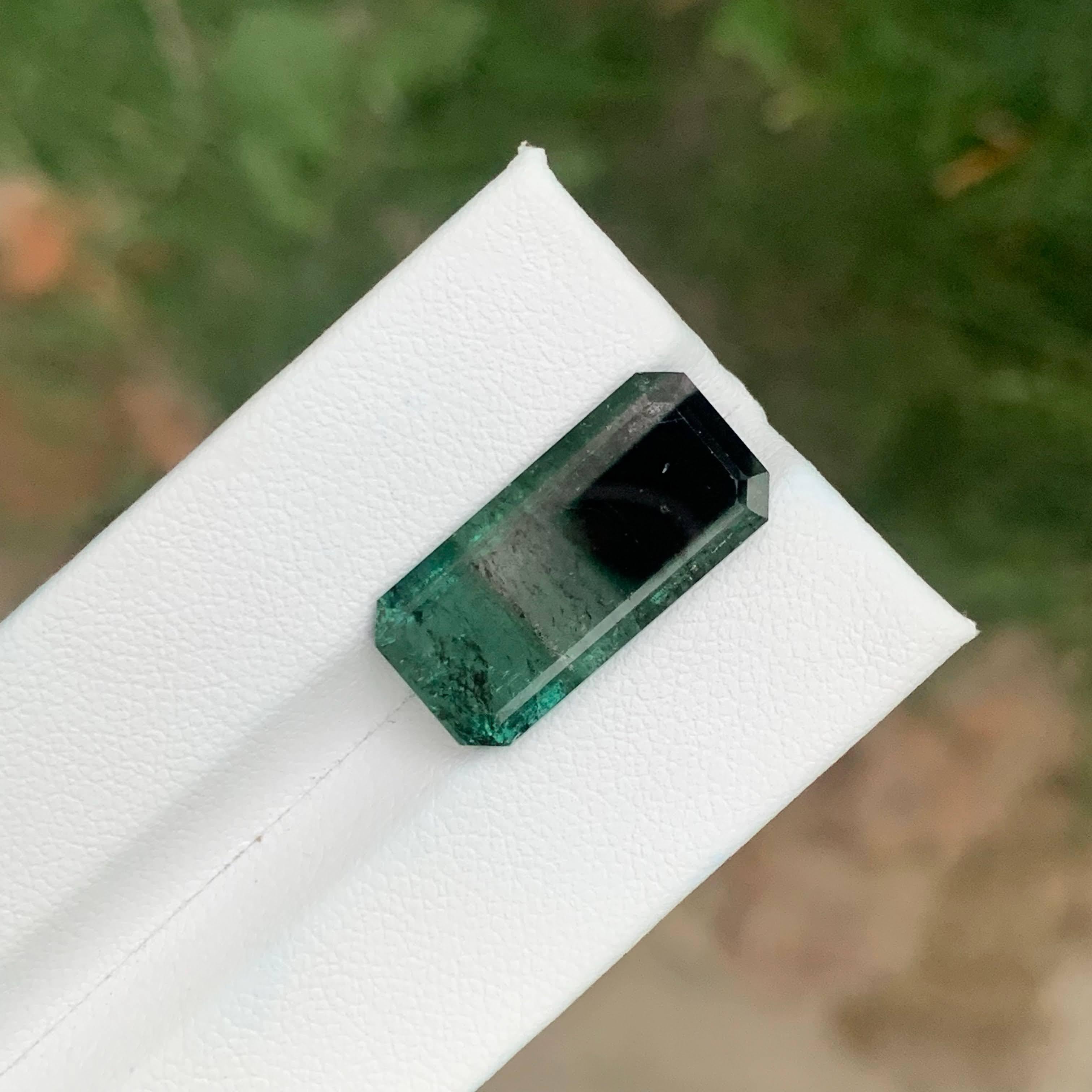 Turmalina tricolor suelta de 11,90 quilates Piedra afgana natural talla esmeralda en venta 1