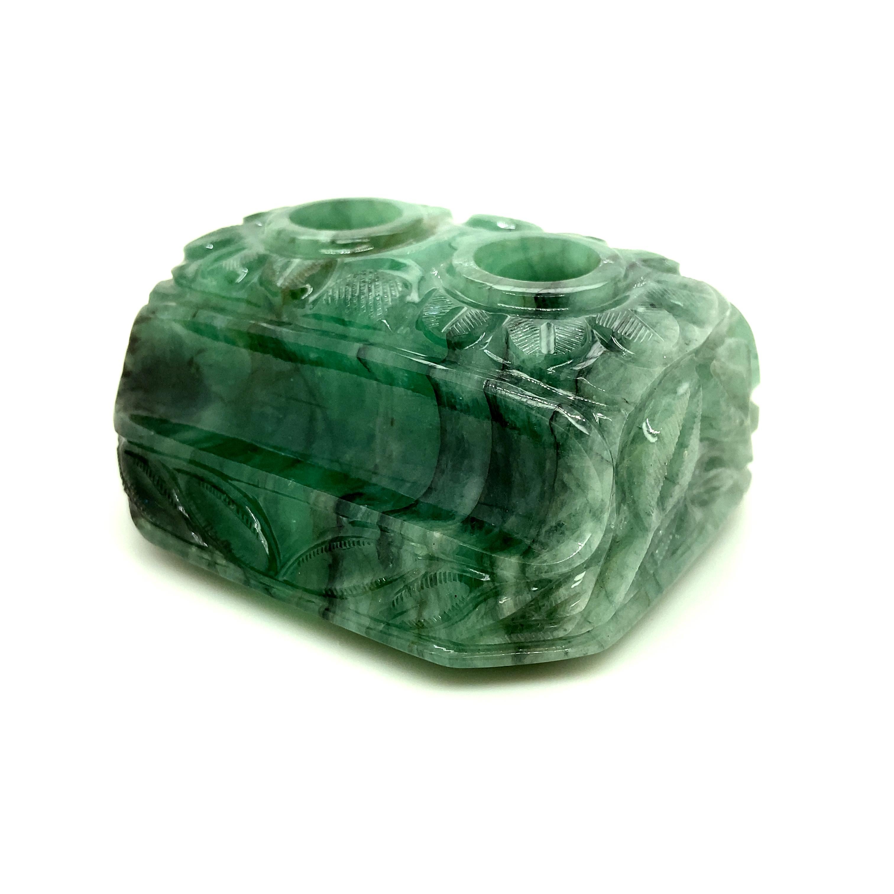 1191 Carat Carved Emerald Pen Holder For Sale 5