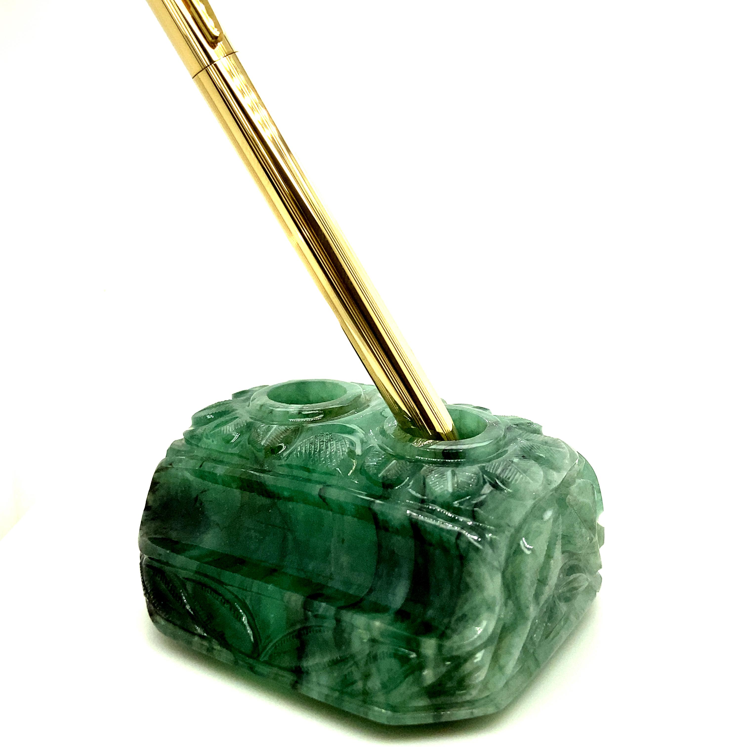 1191 Carat Carved Emerald Pen Holder For Sale 7