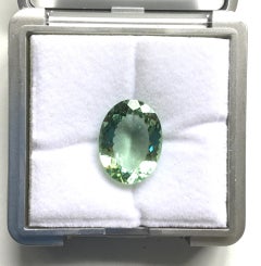 11.92 Carats Aquamarine Top Quality Oval Cut Stone For Jewelry Natural Gemstone
