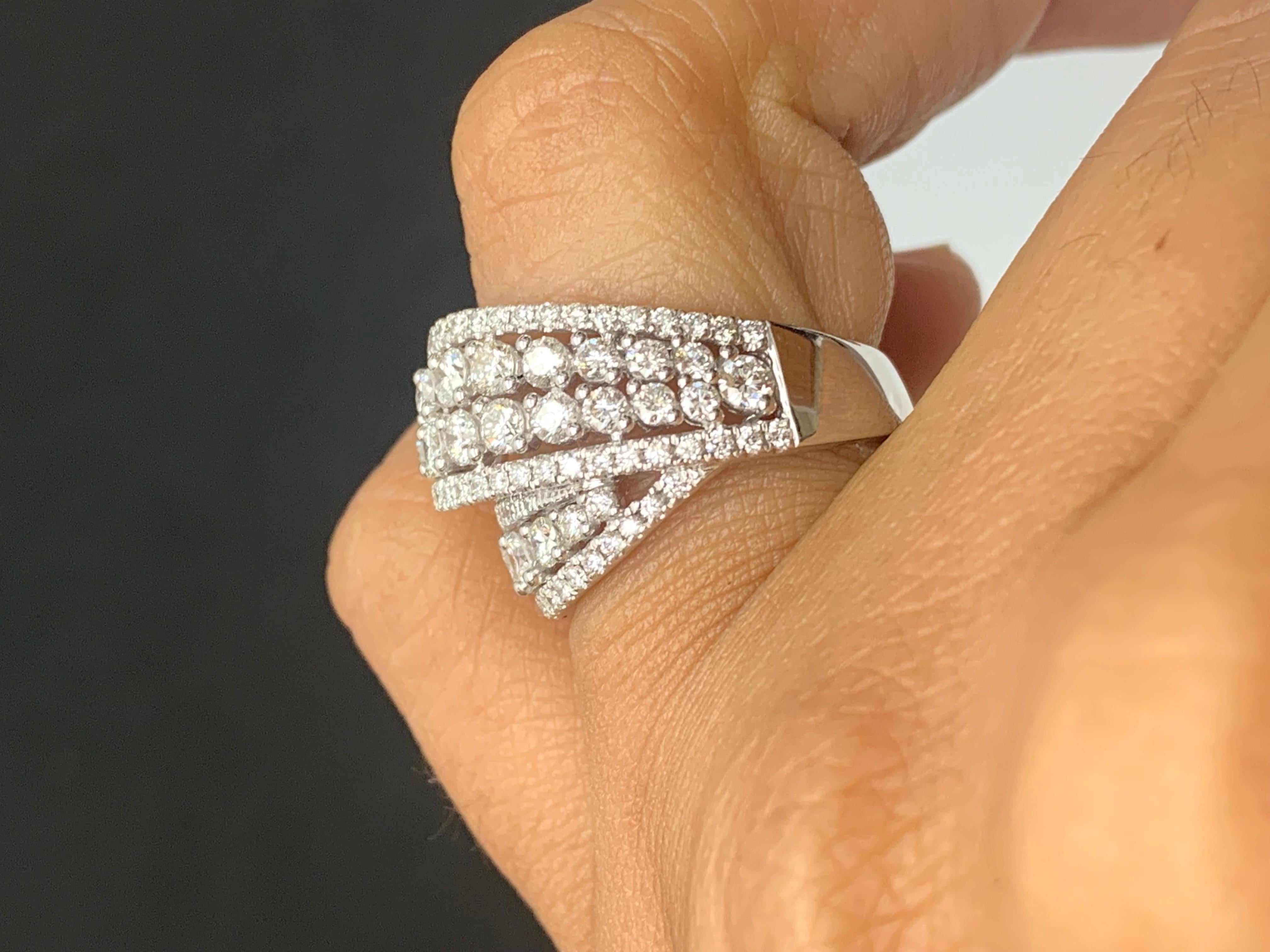 11.93 Carat Brilliant Round Cut Cluster Design Diamond Cocktail Ring in 18K In New Condition For Sale In NEW YORK, NY