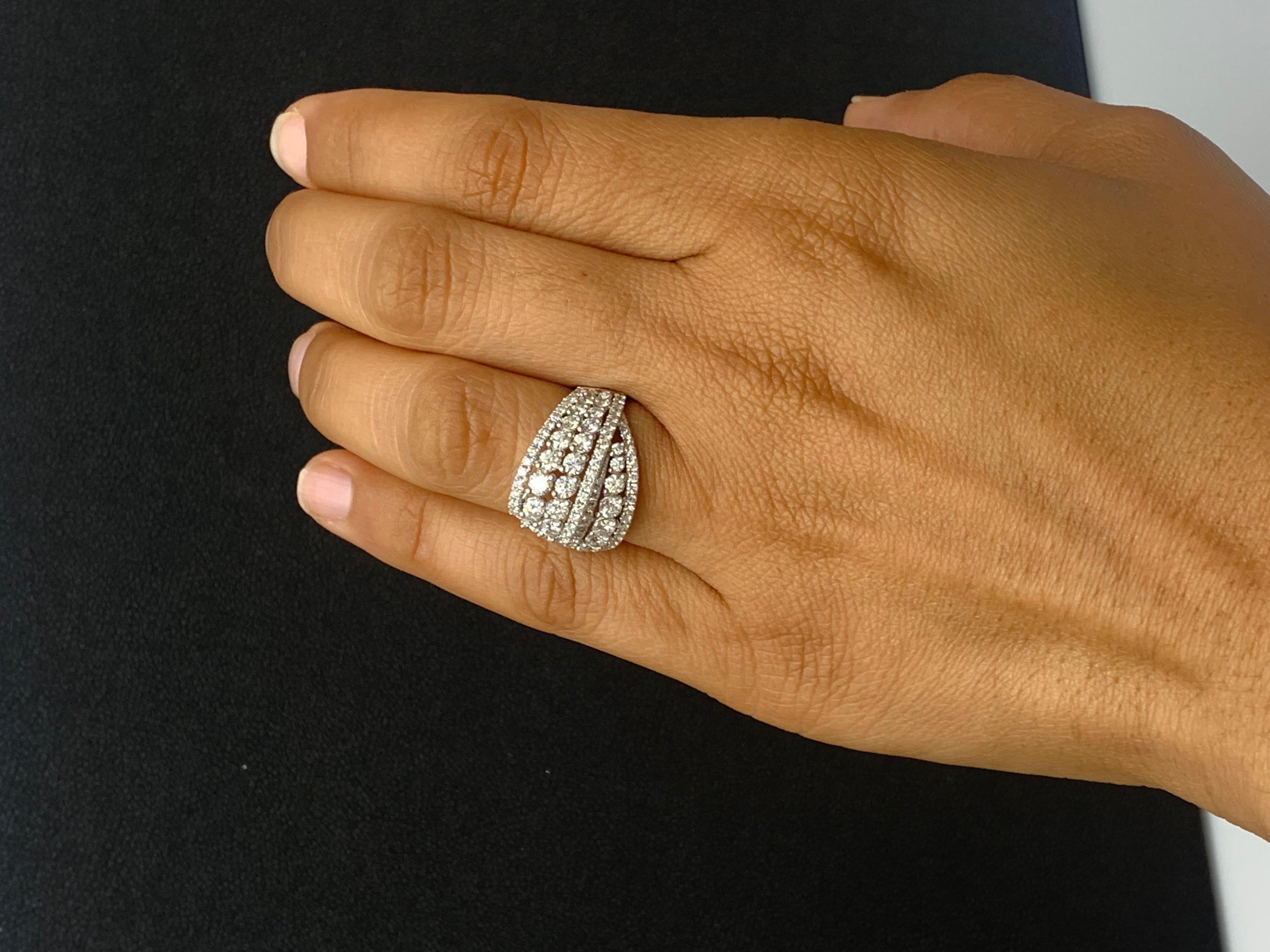 11.93 Carat Brilliant Round Cut Cluster Design Diamond Cocktail Ring in 18K For Sale 1