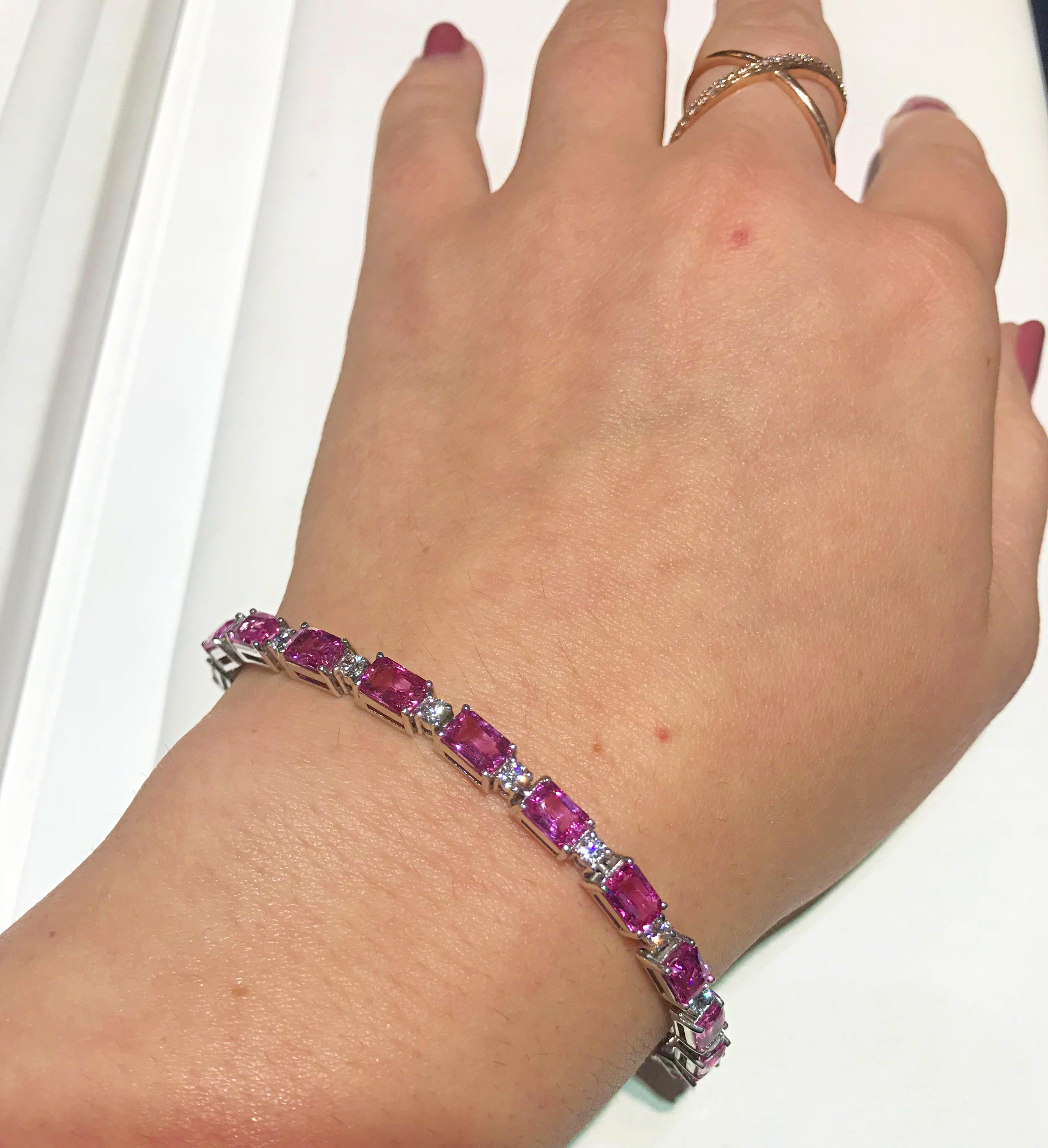 11.93 Carat Pink Sapphire and Diamond 14 Karat White Gold Tennis Bracelet In Excellent Condition For Sale In New Orleans, LA