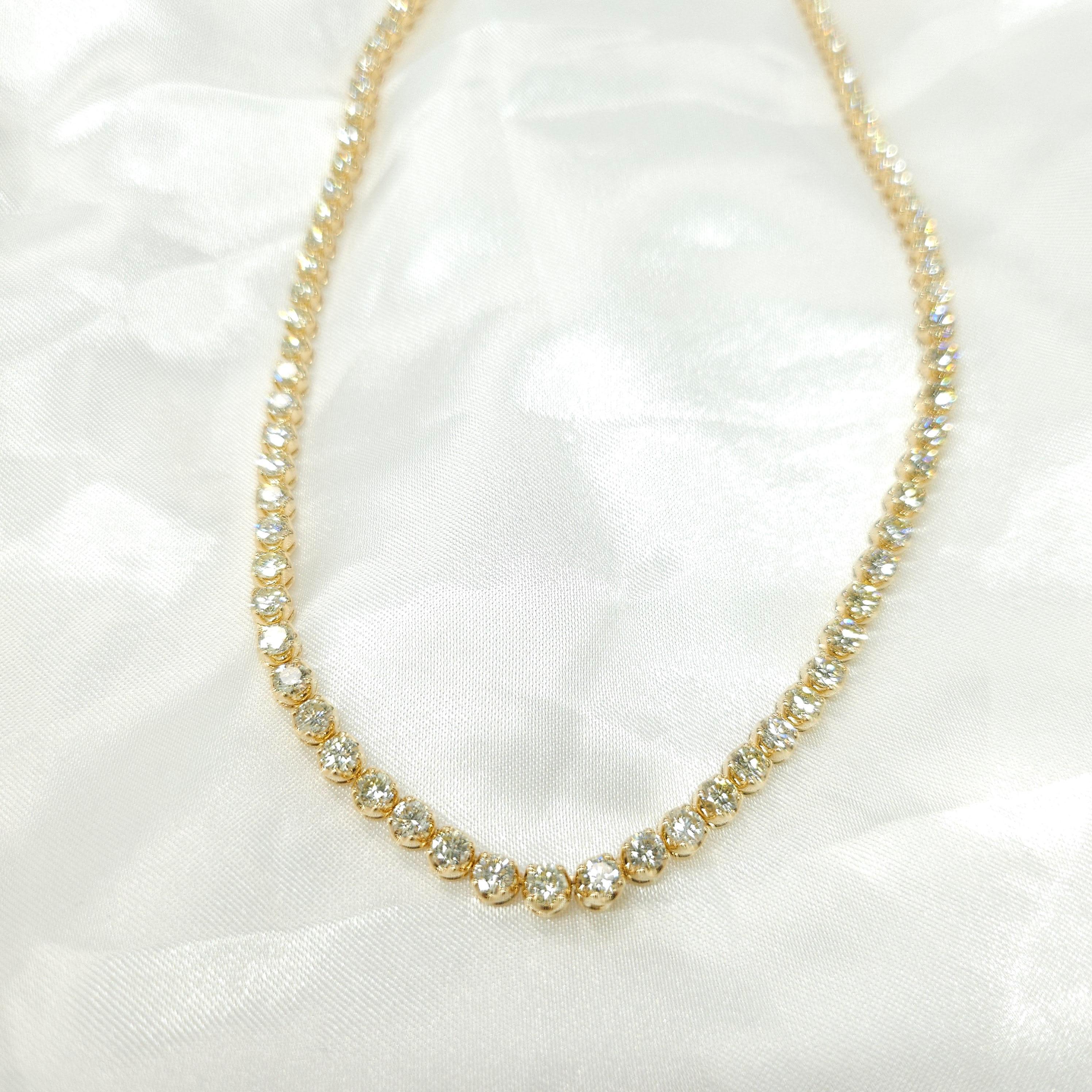 11.95 Carat Round Diamond Tennis Necklace in 18K Yellow Gold For Sale 7