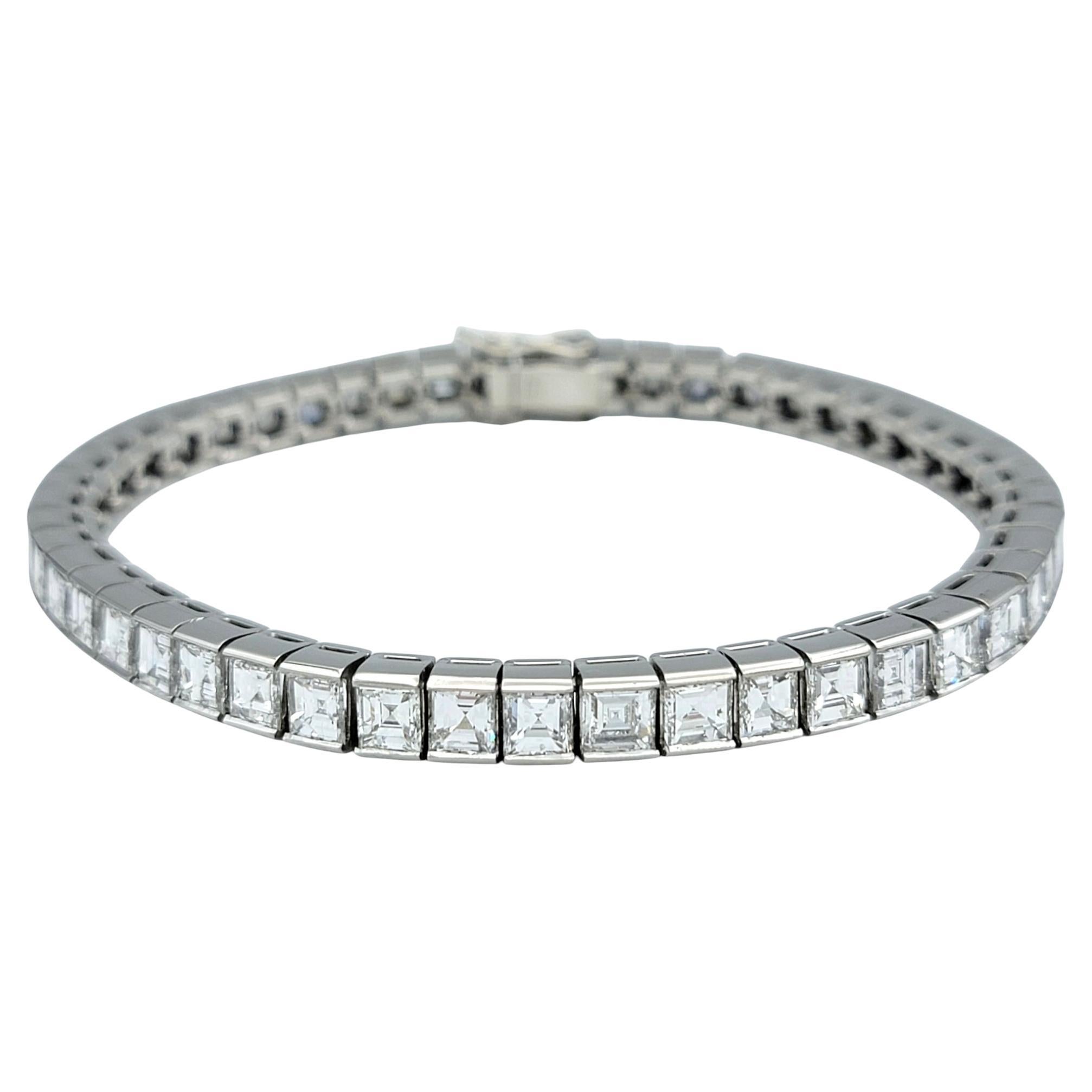 11,95 Karat Gesamt Quadratischer Diamant-Tennisarmband aus poliertem Platin mit Stufenschliff