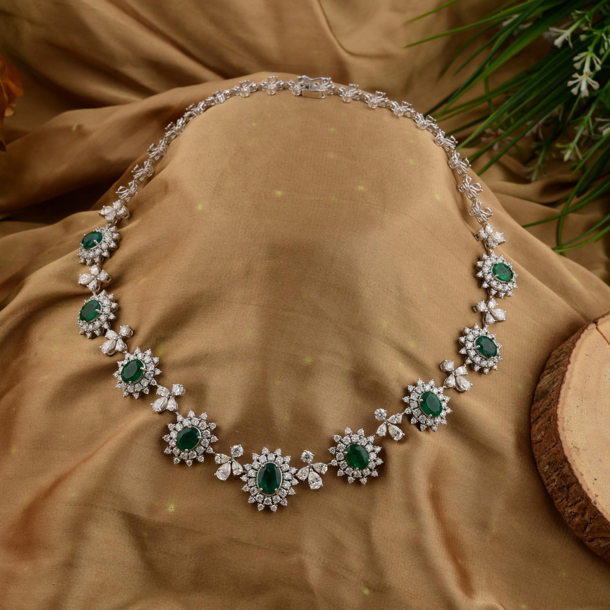 Donna 11,95 CT Smeraldo dello Zambia 13,60 CT Diamante Collana glamour Oro bianco 14k in vendita