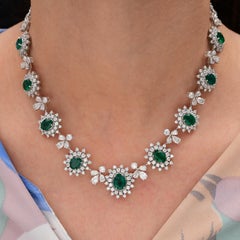 11.95 CT Zambian Emerald 13.60 CT Diamond Glamorous Necklace 18k White Gold