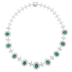 11,95 CT sambischer Smaragd 13,60 CT Diamant Glamouröse Halskette 18k Weißgold