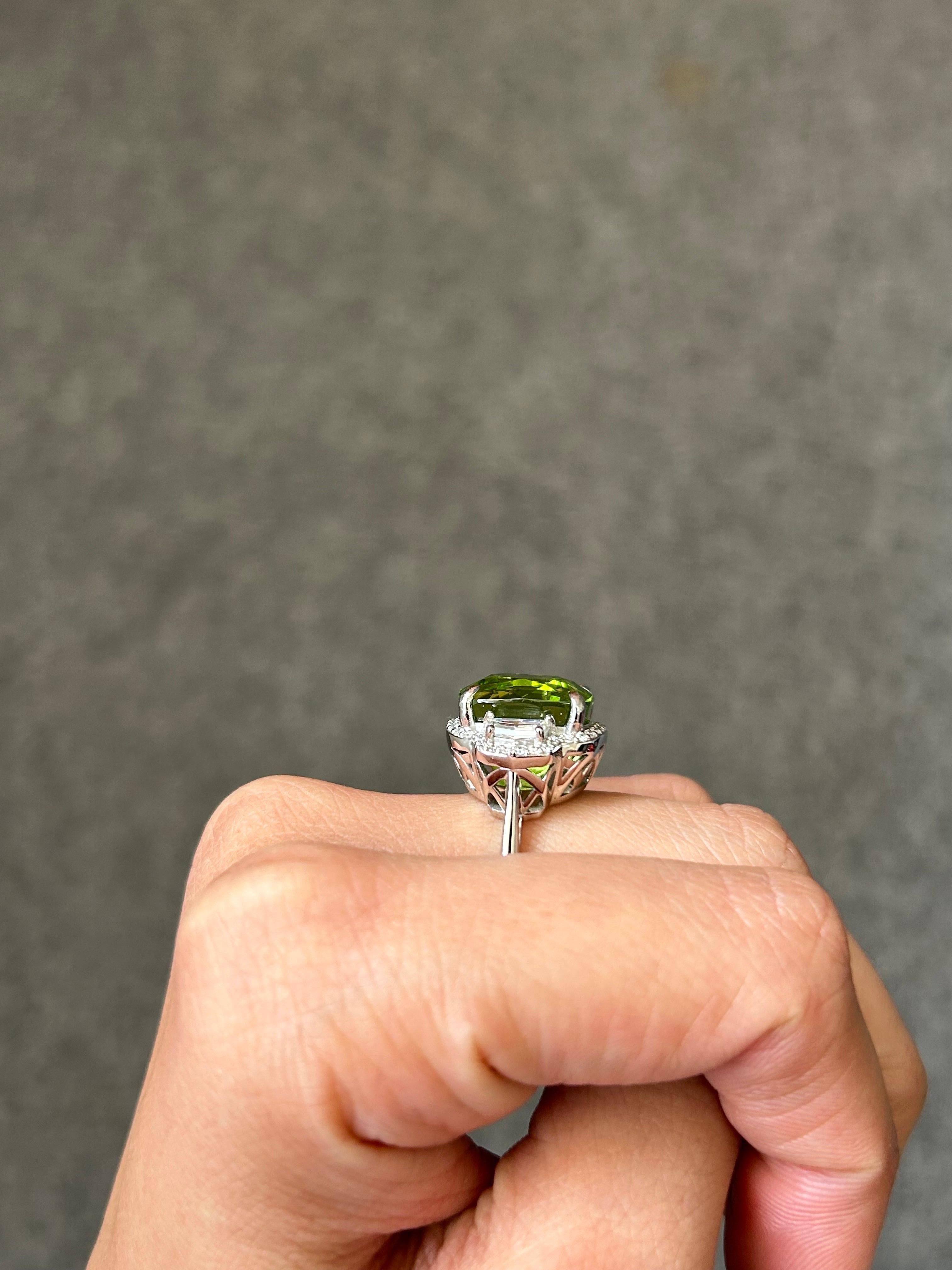 11.96 Carat Cushion Shape Peridot and Diamond Three Stone Engagement Ring In New Condition For Sale In Bangkok, Thailand