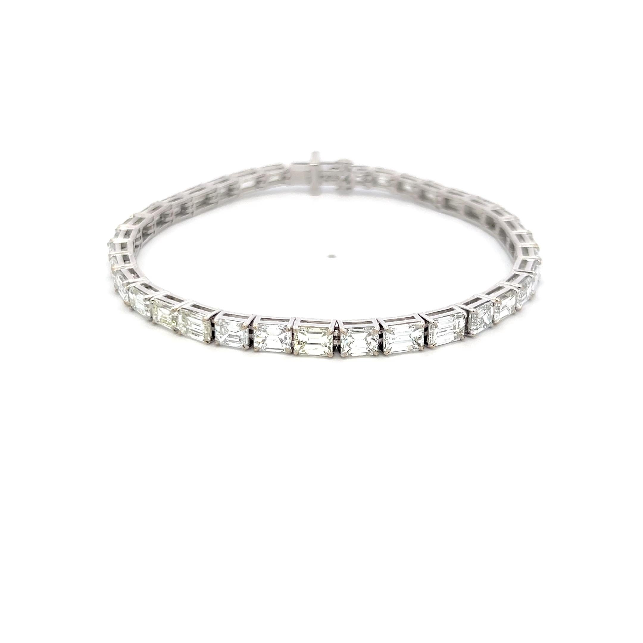 11,96 Karat Smaragdschliff H VS Diamant 18 Karat Weißgold Tennisarmband 1