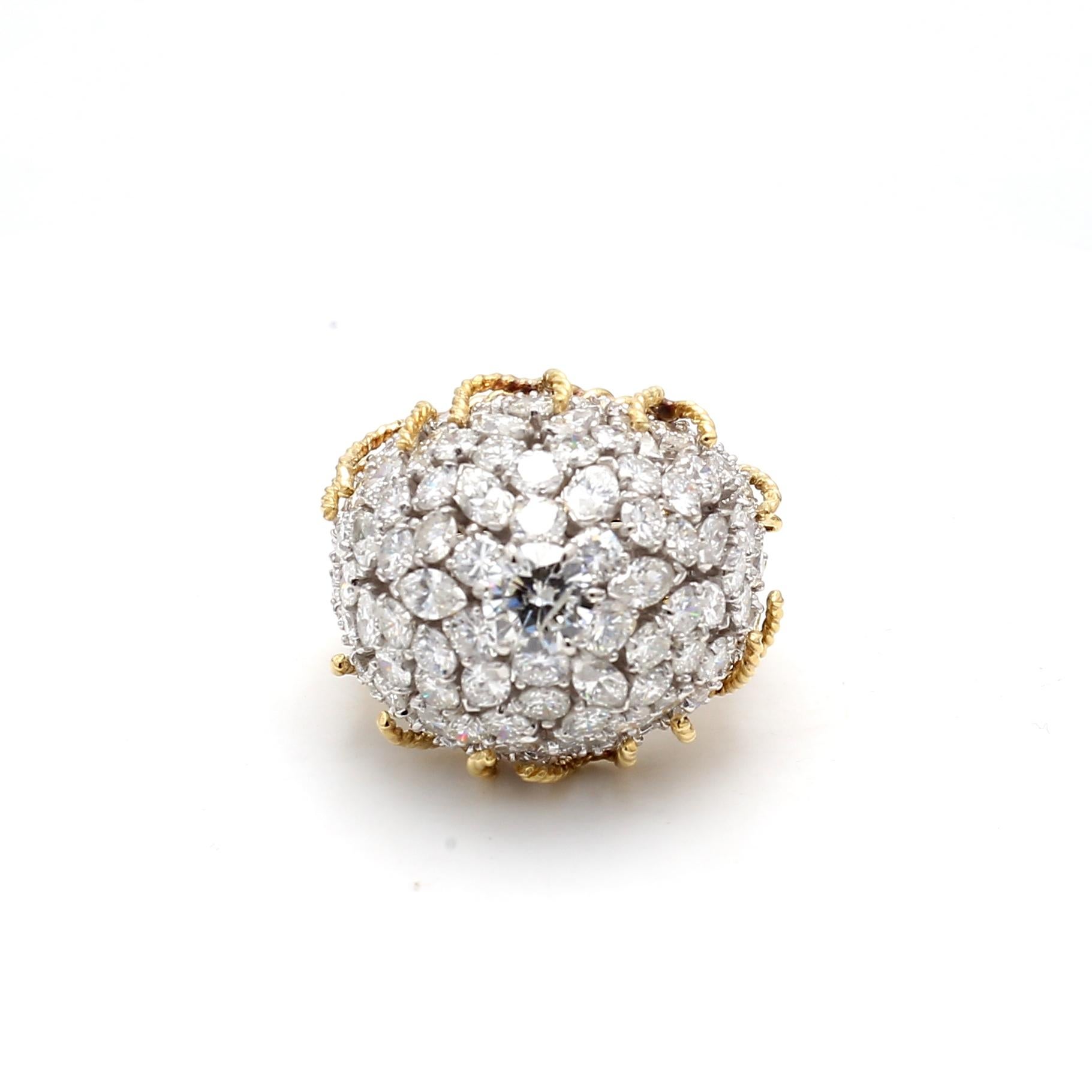 Bague grappe en or bicolore 18 carats avec diamants de forme ronde et marquise de 11,97 carats en vente 5