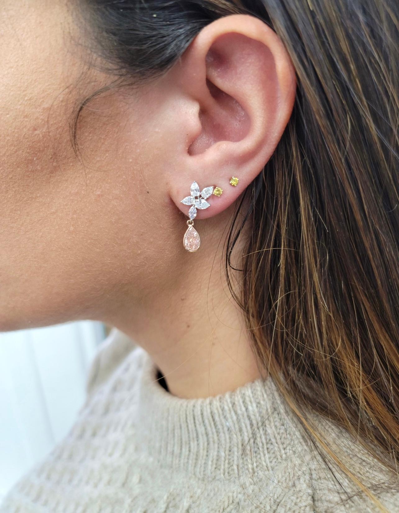 Women's 3.91ct GIA Pink Pear Diamond Drop Earrings For Sale