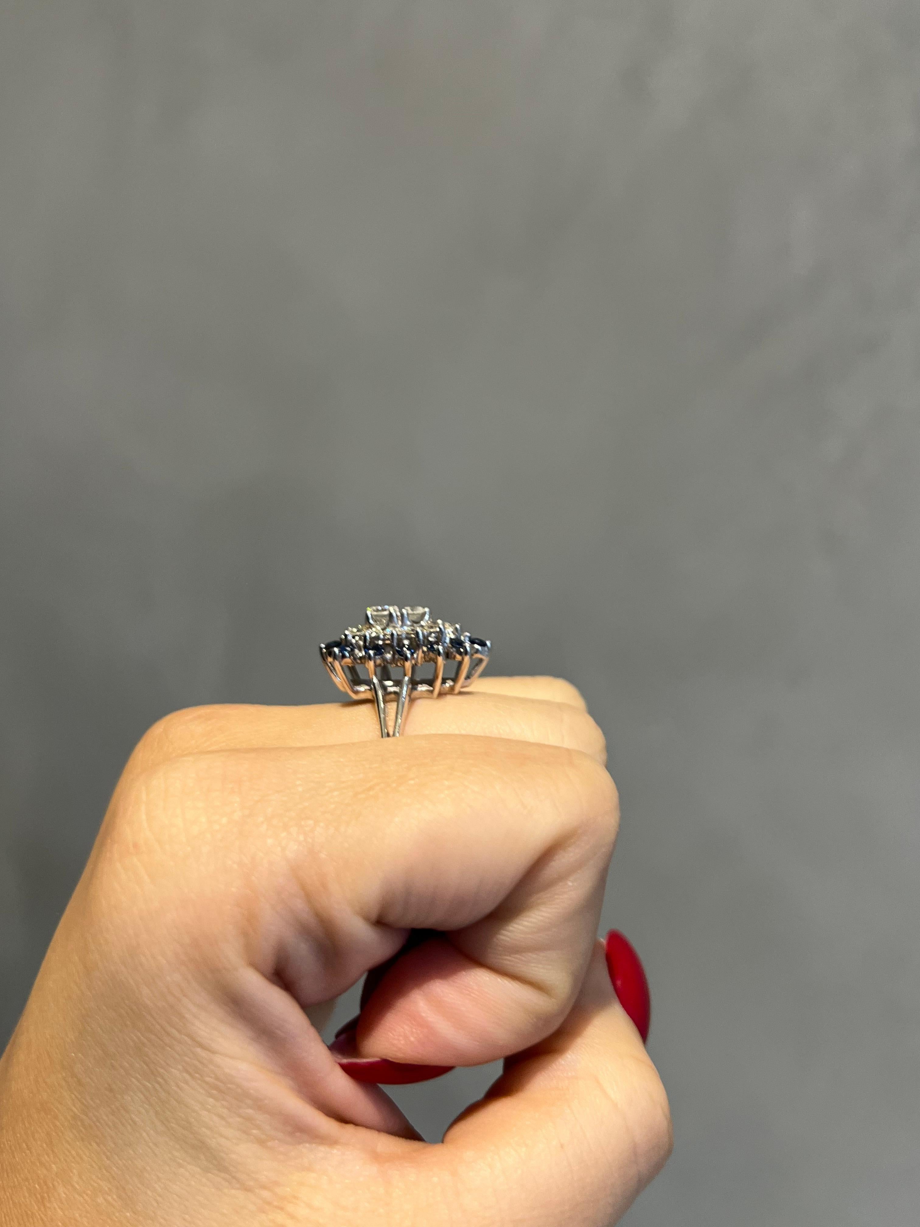 1,19 Karat Gesamtgewicht Blauer Saphir & Diamant Ring in 14KW gefasst im Angebot 1