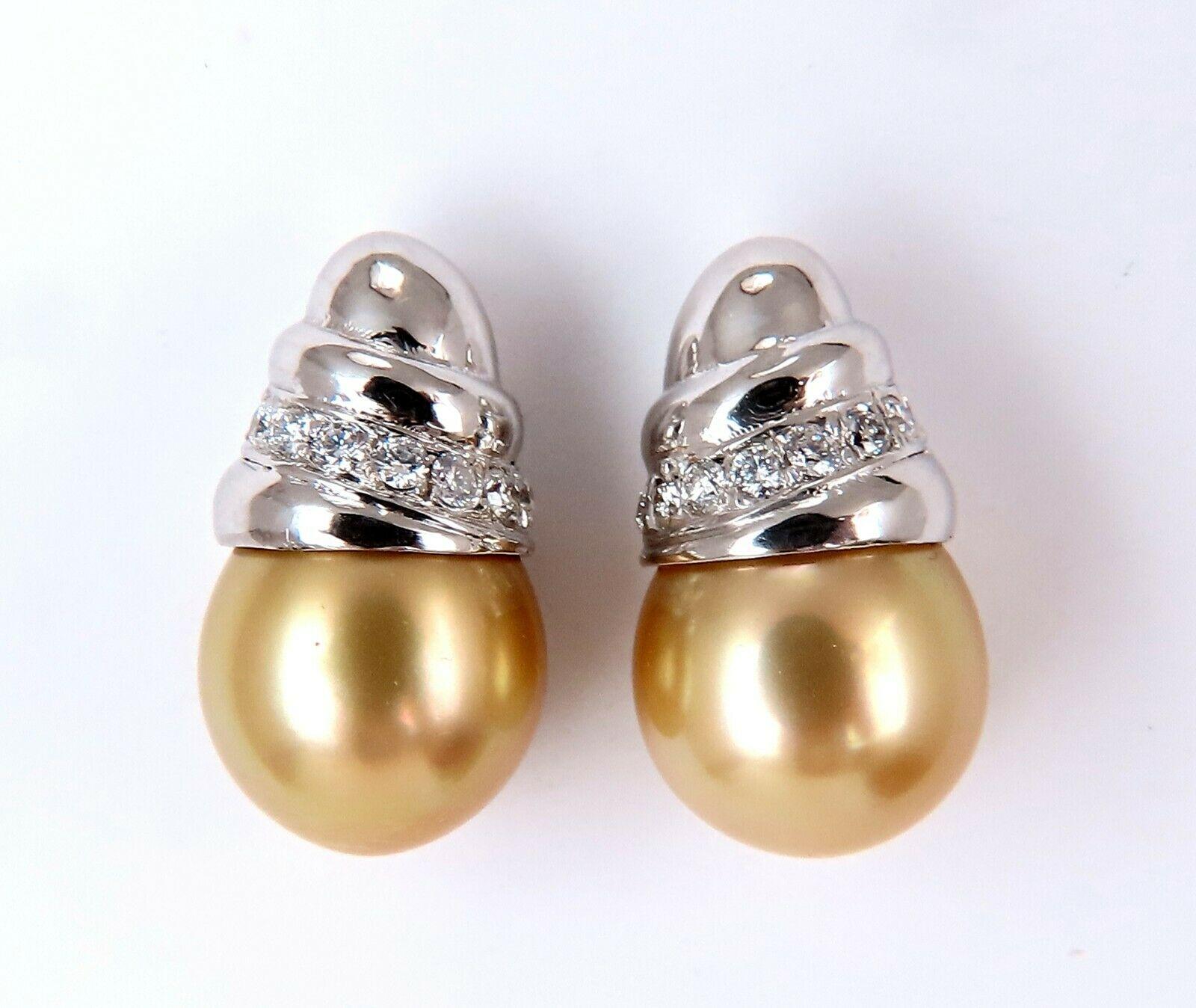 Golden Yellow South Seas Pearls .50ct Diamonds Stud Earrings 14kt Gold In New Condition For Sale In New York, NY