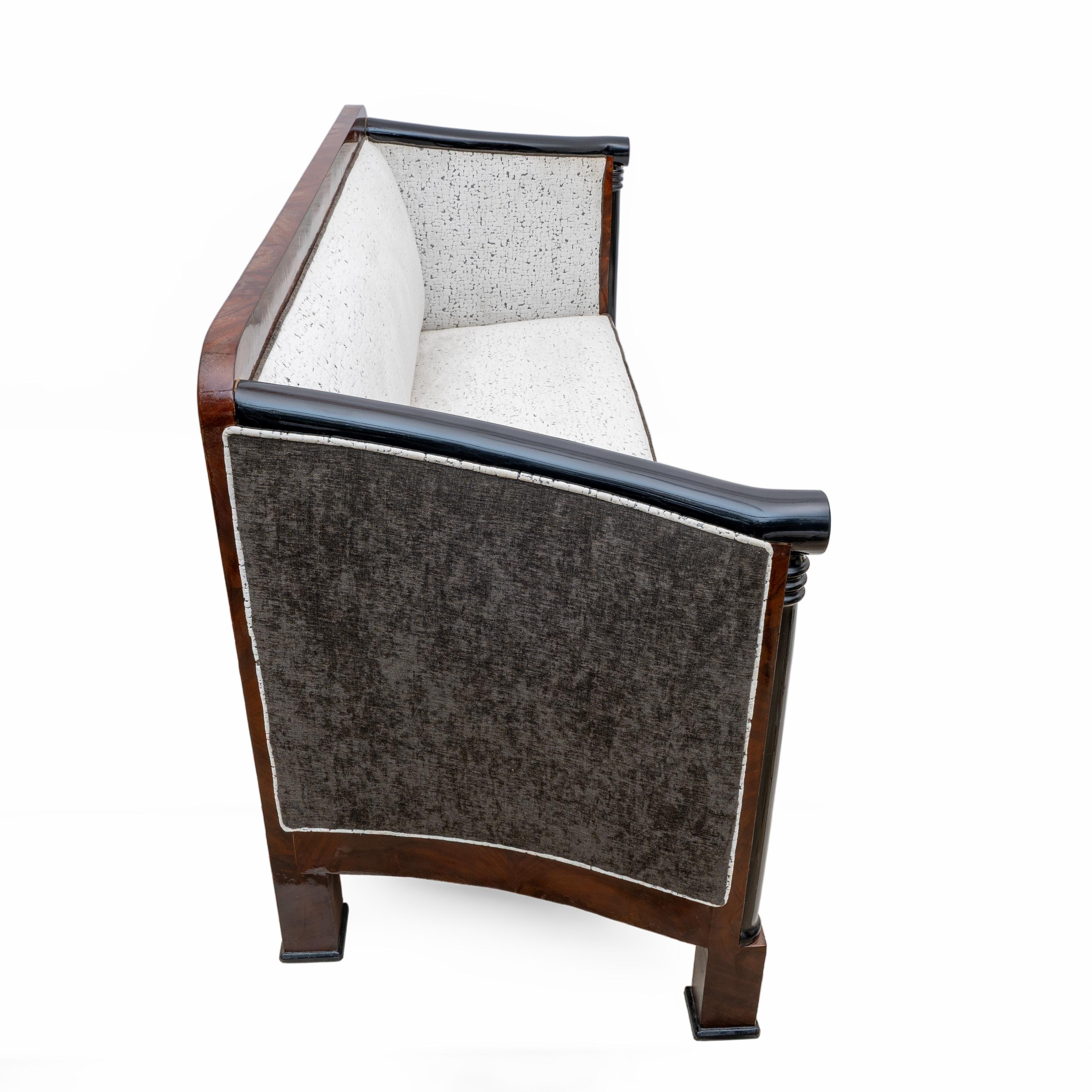 Ébénisé 19th Century Biedermeier Mahogany Feather Sofa Vienna 1840 en vente