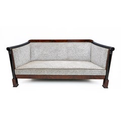 19ème siècle Biedermeier Acajou Plume Deux Fauteuils et Canapé Vienne 1840