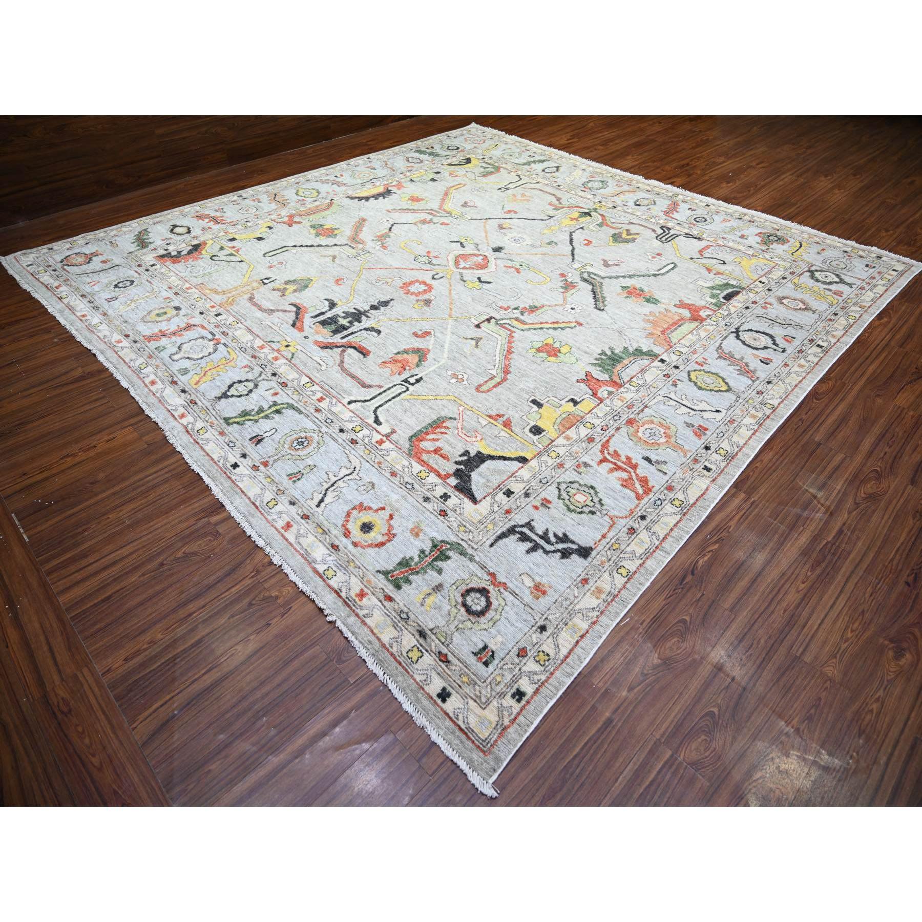 Hand-Knotted 11'9