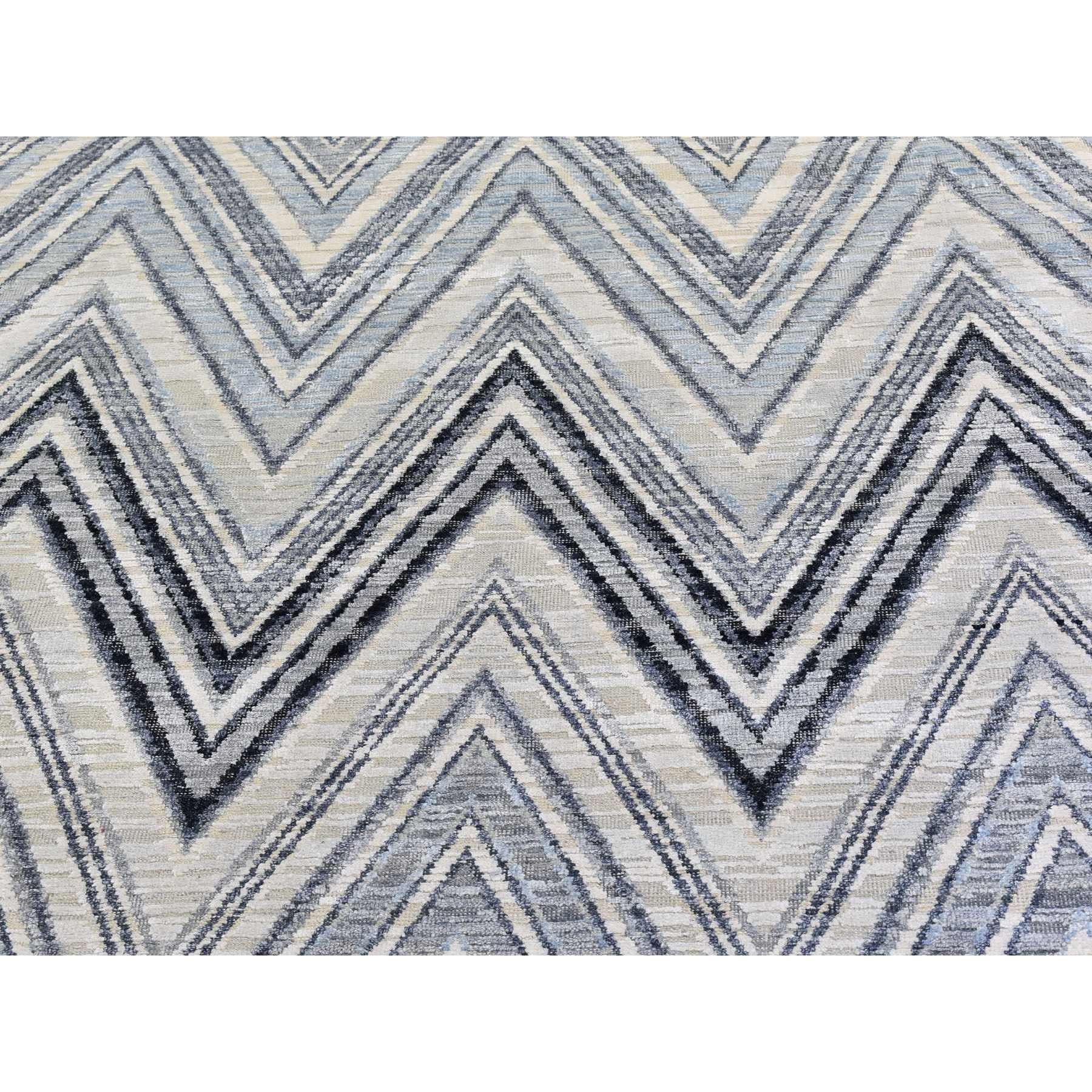 Hand-Knotted 11'9