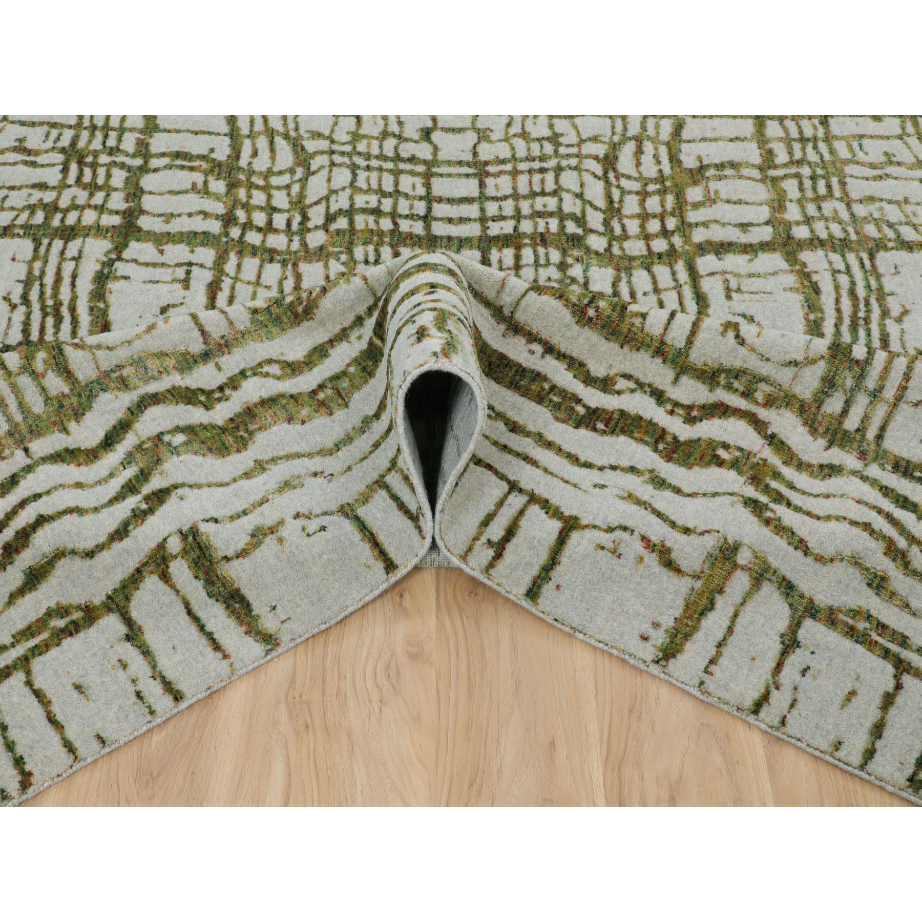 Noué à la main 11'9 