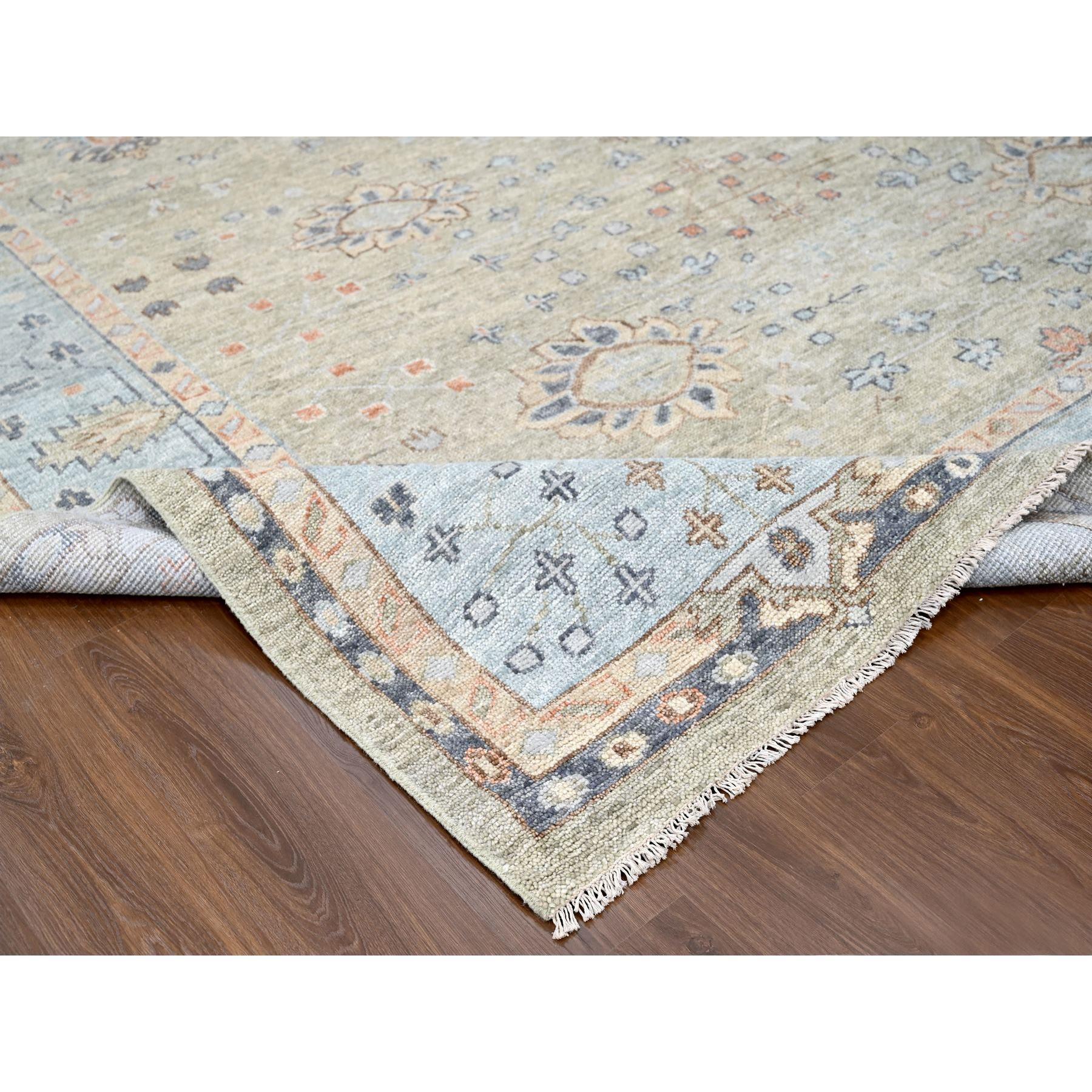 XXIe siècle et contemporain Tapis noué à la main vert Oushak Design Supple Collection 11'9