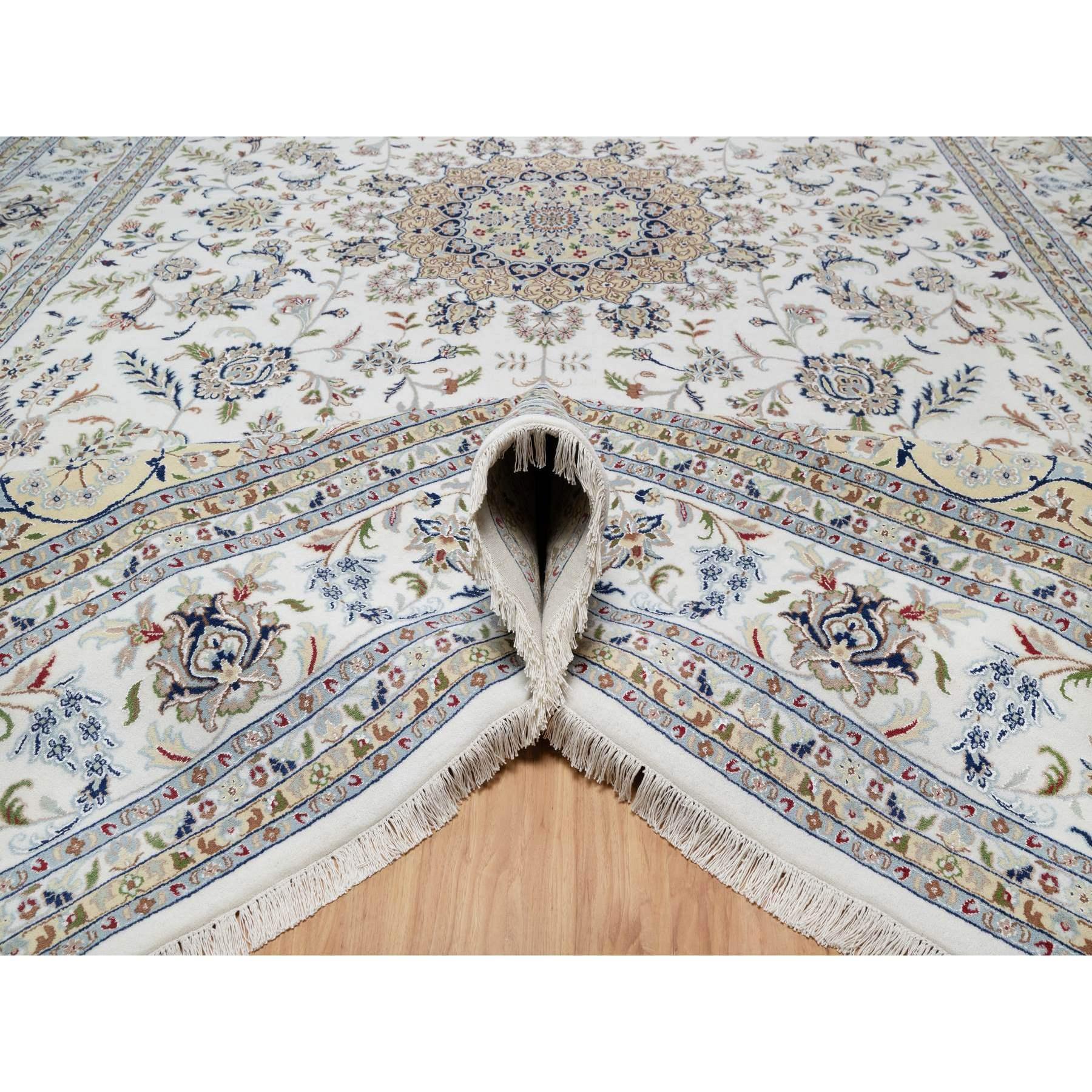 Hand-Knotted 11'9