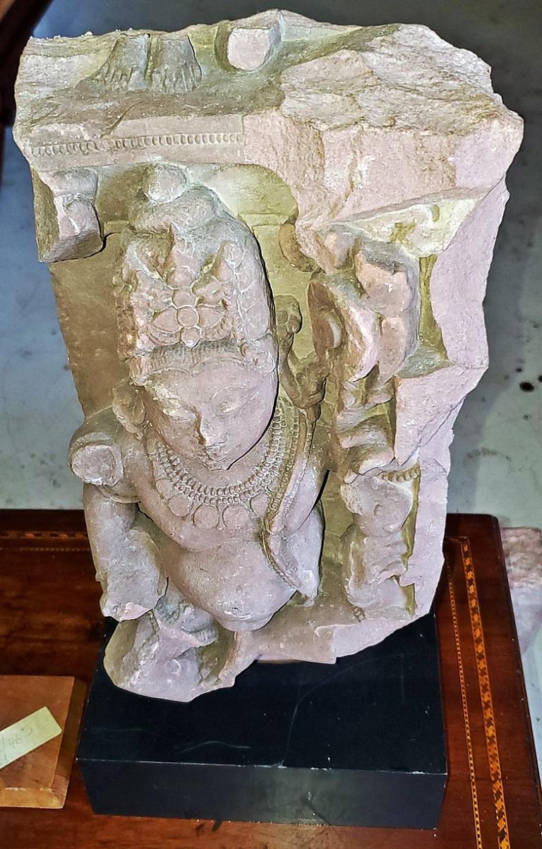 11C Red Sandstone Pot Bellied Vishnu Carving In Good Condition For Sale In Dallas, TX