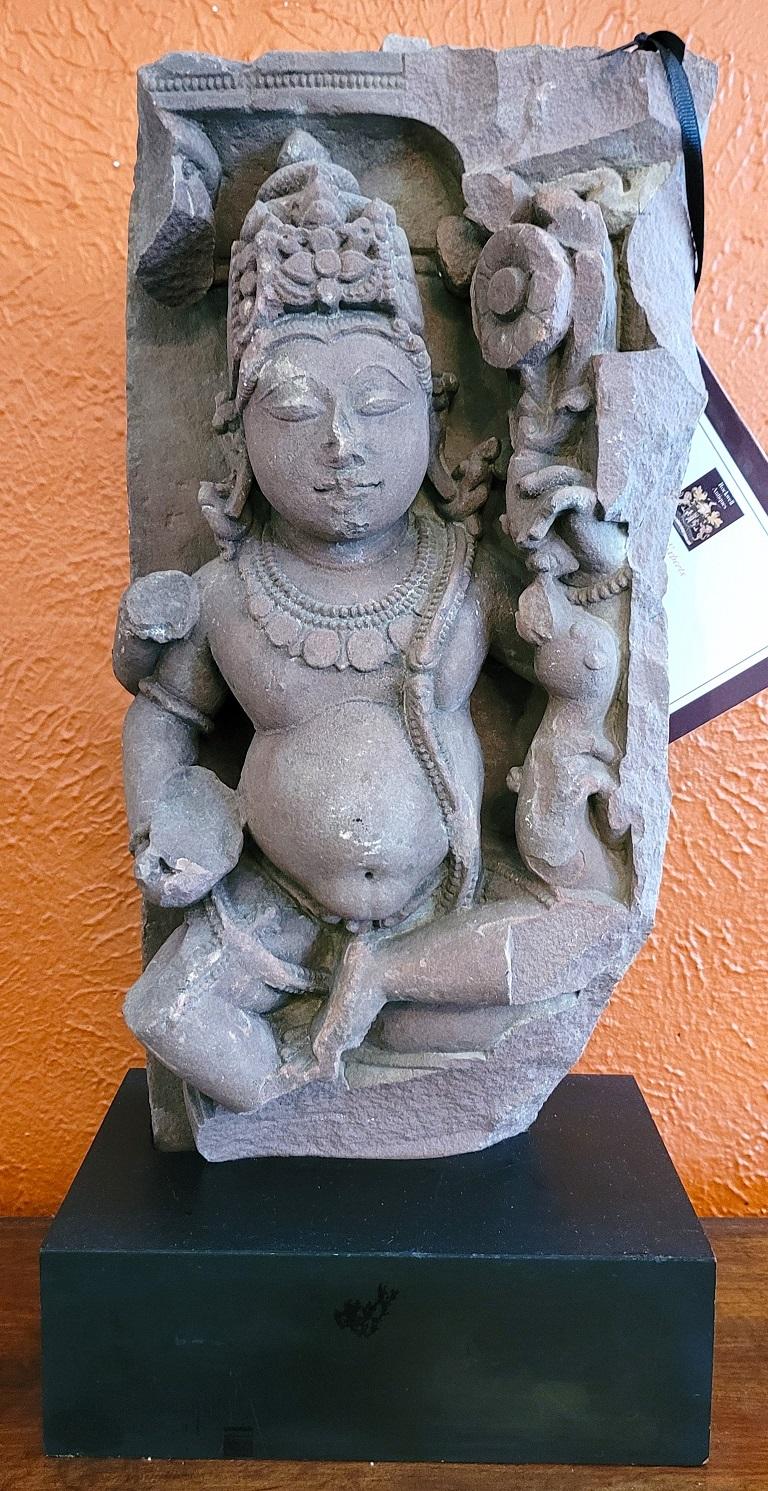 11C Red Sandstone Pot Bellied Vishnu Carving For Sale 2