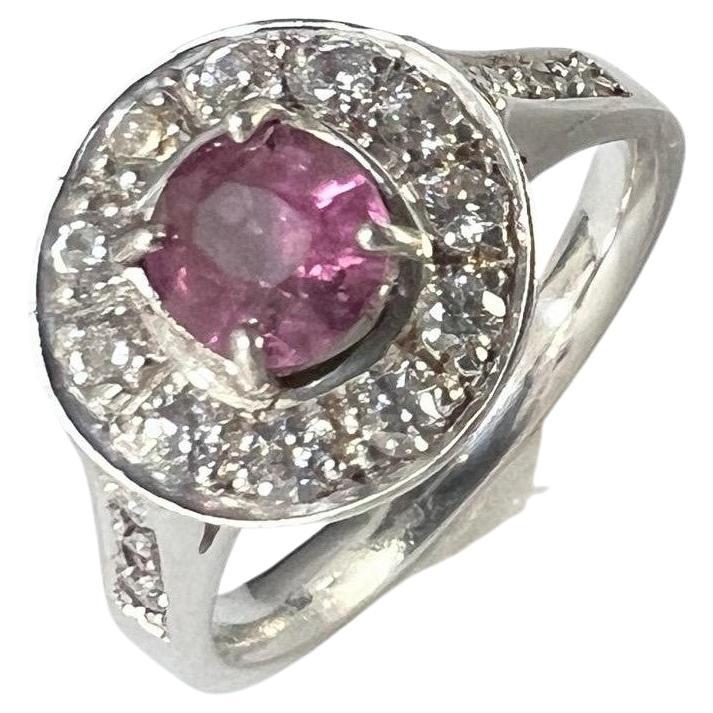 1.1ct Oval Cut Pink Sapphire Ring For Sale 2