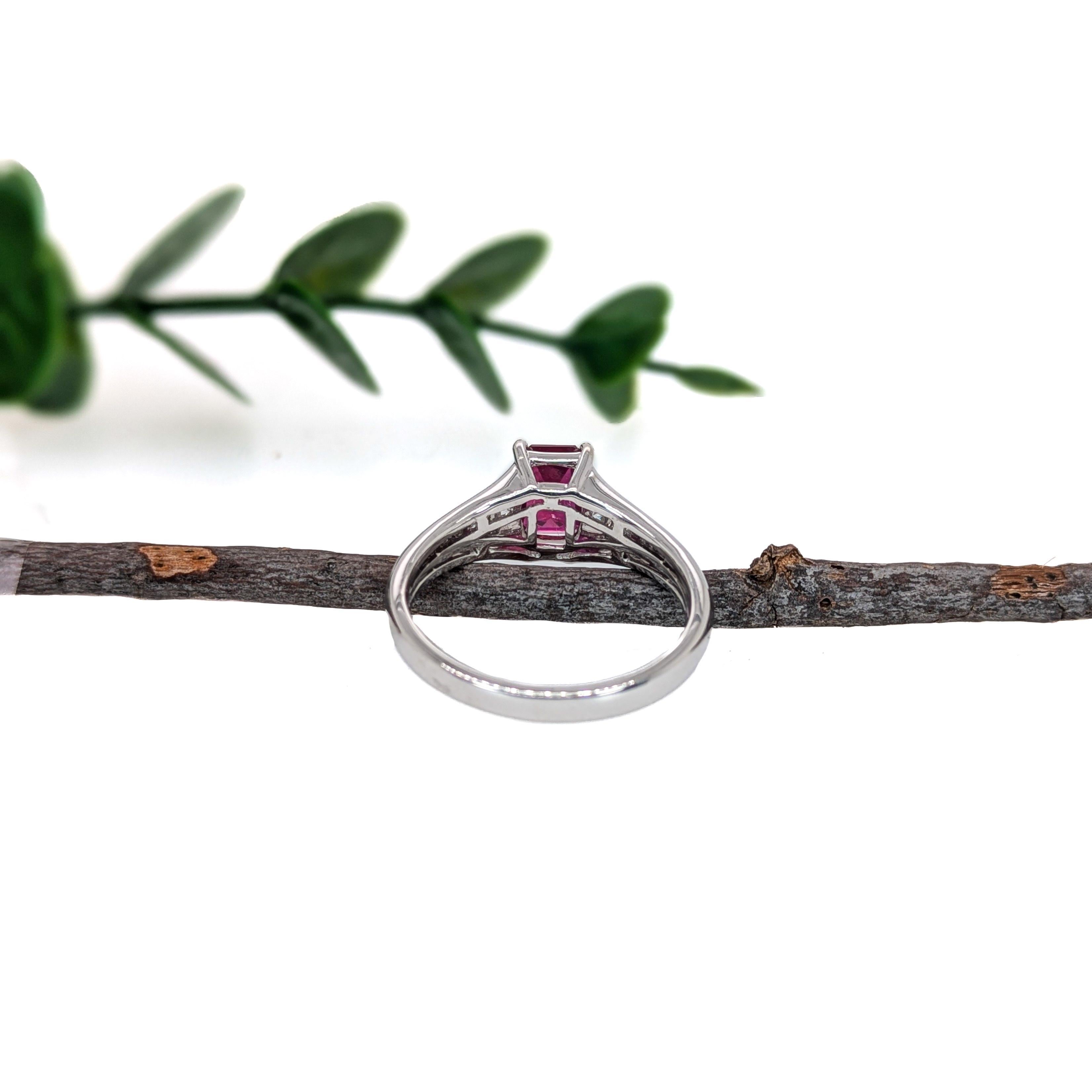 1.1ct Ruby Engagement Ring w Natural Diamond Accents in Solid 14K White Gold In New Condition For Sale In Columbus, OH