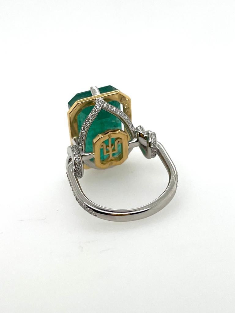 11ct Zambian emerald ring with diamonds 22k yellow gold and platinum  For Sale 5