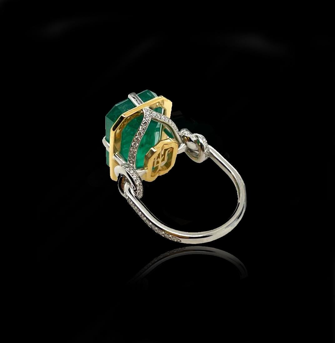 11 Karat sambischer Smaragdring mit Diamanten aus 22 Karat Gelbgold und Platin  (Kunsthandwerker*in) im Angebot